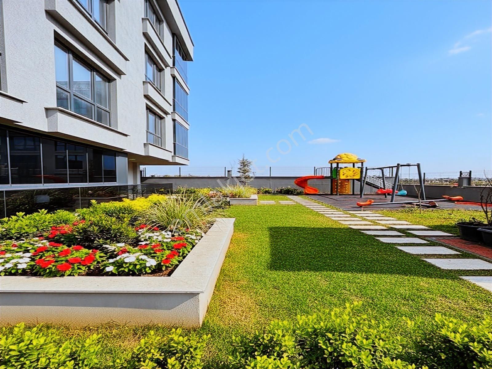 [güzel City] Yeni Modern Sitede-kapalı Otoparklı-geniş M² 3+1