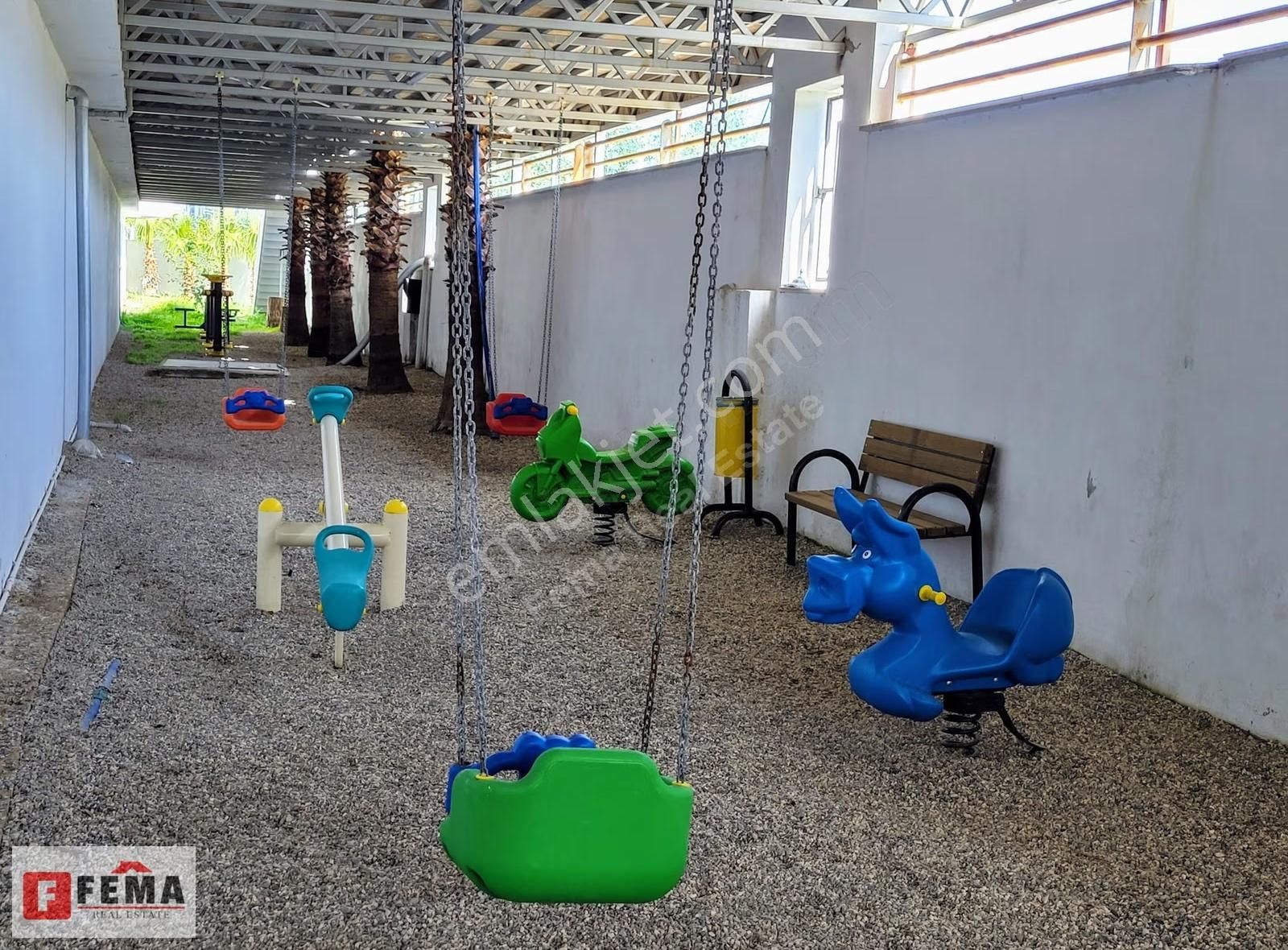 Konyaaltı Plajına Sadece 250 Metre Mesafede Kiralık 3+1 Daire - Görsel 23