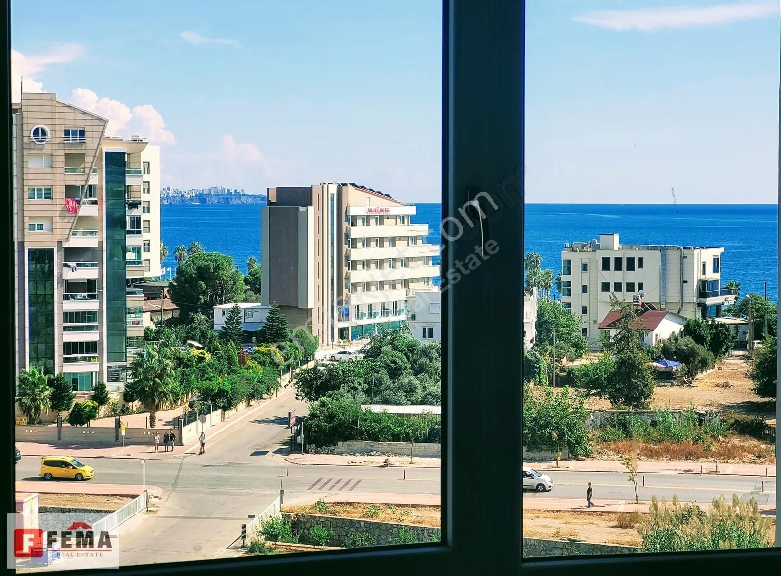 Konyaaltı Plajına Sadece 250 Metre Mesafede Kiralık 3+1 Daire - Görsel 5