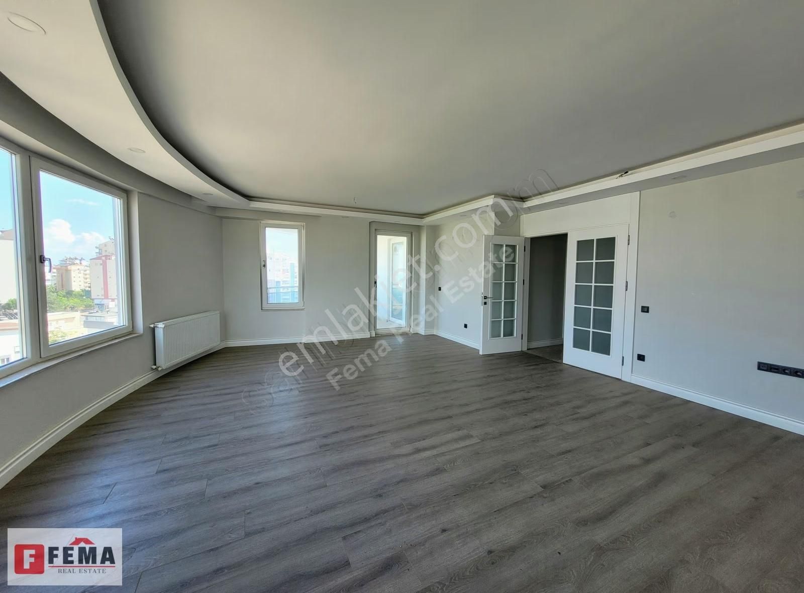 Konyaaltı Plajına Sadece 250 Metre Mesafede Kiralık 3+1 Daire - Görsel 32