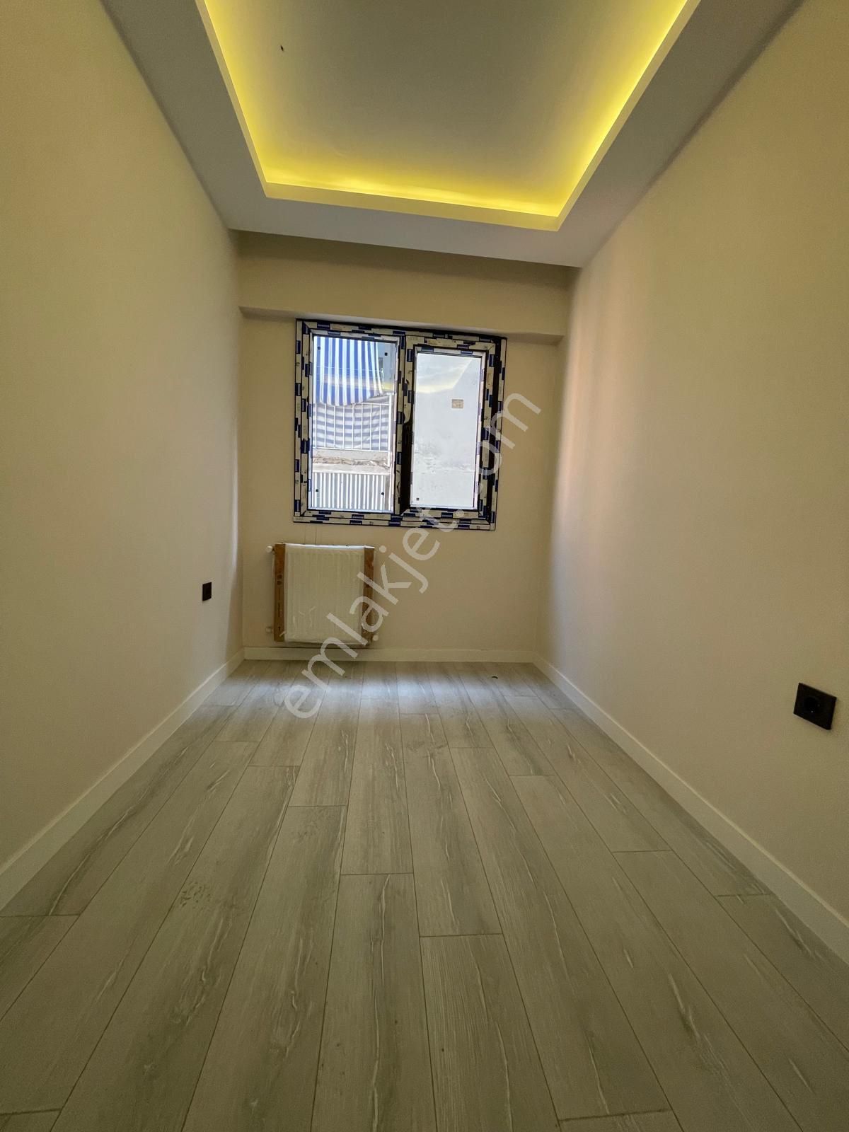 Refet Bele Mah’de 3+1 0 Oturuma Hazır Cadde Yakını Asansörlü Satılık Daire - Görsel 18