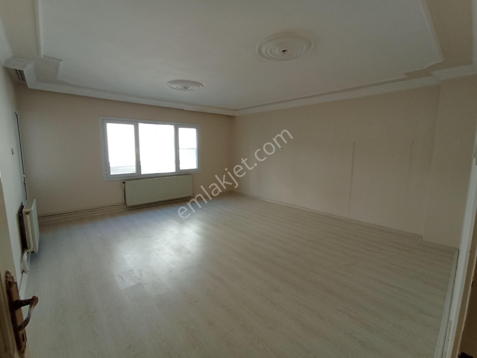 Sahibinden 3+1 Geniş Çift Cephe Daire - Görsel 3