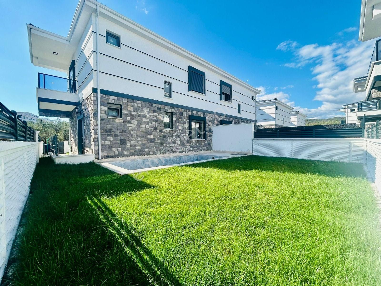 Yüksel'den Kadıköy'de Satılık Ultra Lux 3+1 Havuzlu D.gazlı Müstakil - Görsel 4