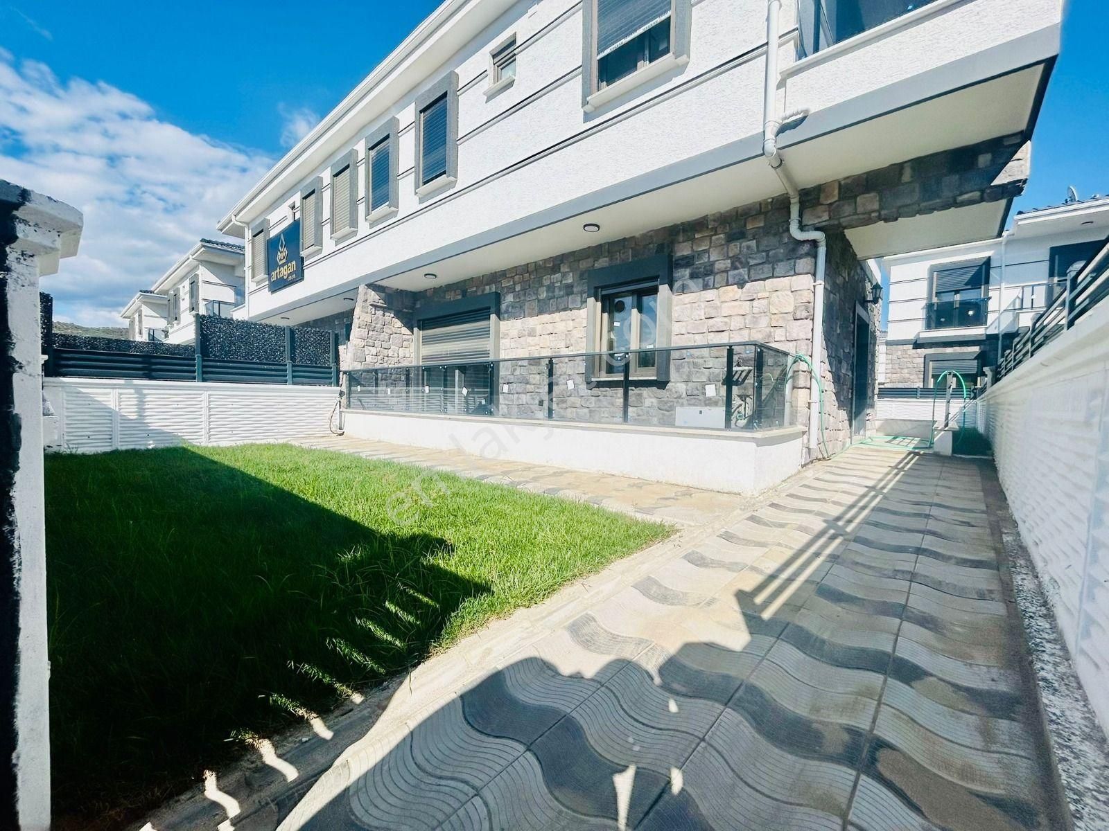 Yüksel'den Kadıköy'de Satılık Ultra Lux 3+1 Havuzlu D.gazlı Müstakil - Görsel 3