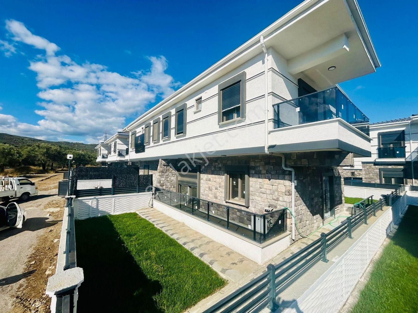 Yüksel'den Kadıköy'de Satılık Ultra Lux 3+1 Havuzlu D.gazlı Müstakil - Görsel 26