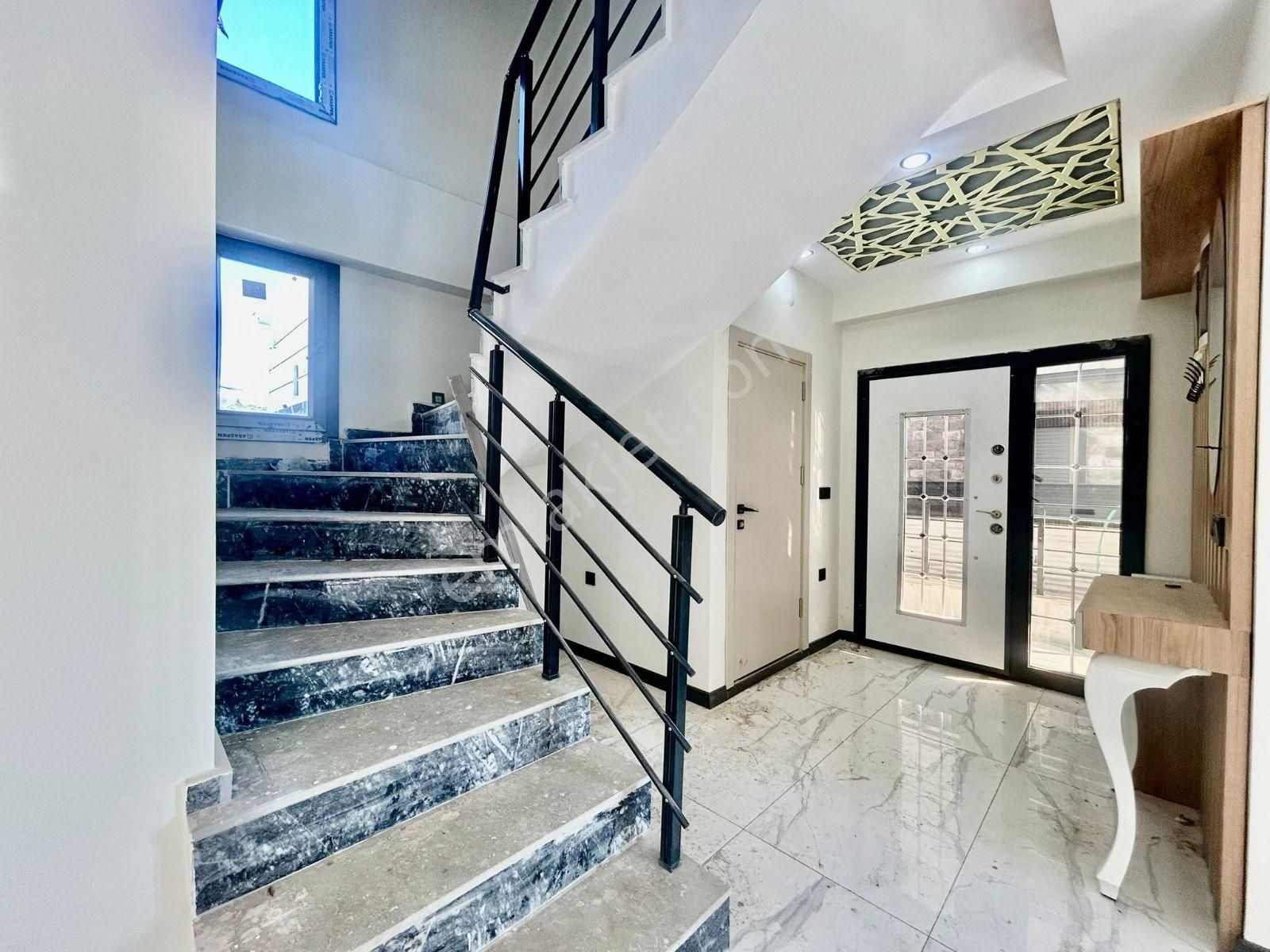 Yüksel'den Kadıköy'de Satılık Ultra Lux 3+1 Havuzlu D.gazlı Müstakil - Görsel 23