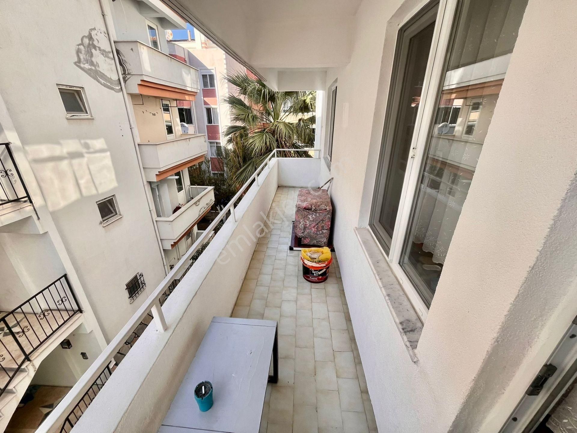 Yükselden Akçayda Ön Cephe Ayrı Mutfak Üç Balkonlu Geniş 2+1 - Görsel 7