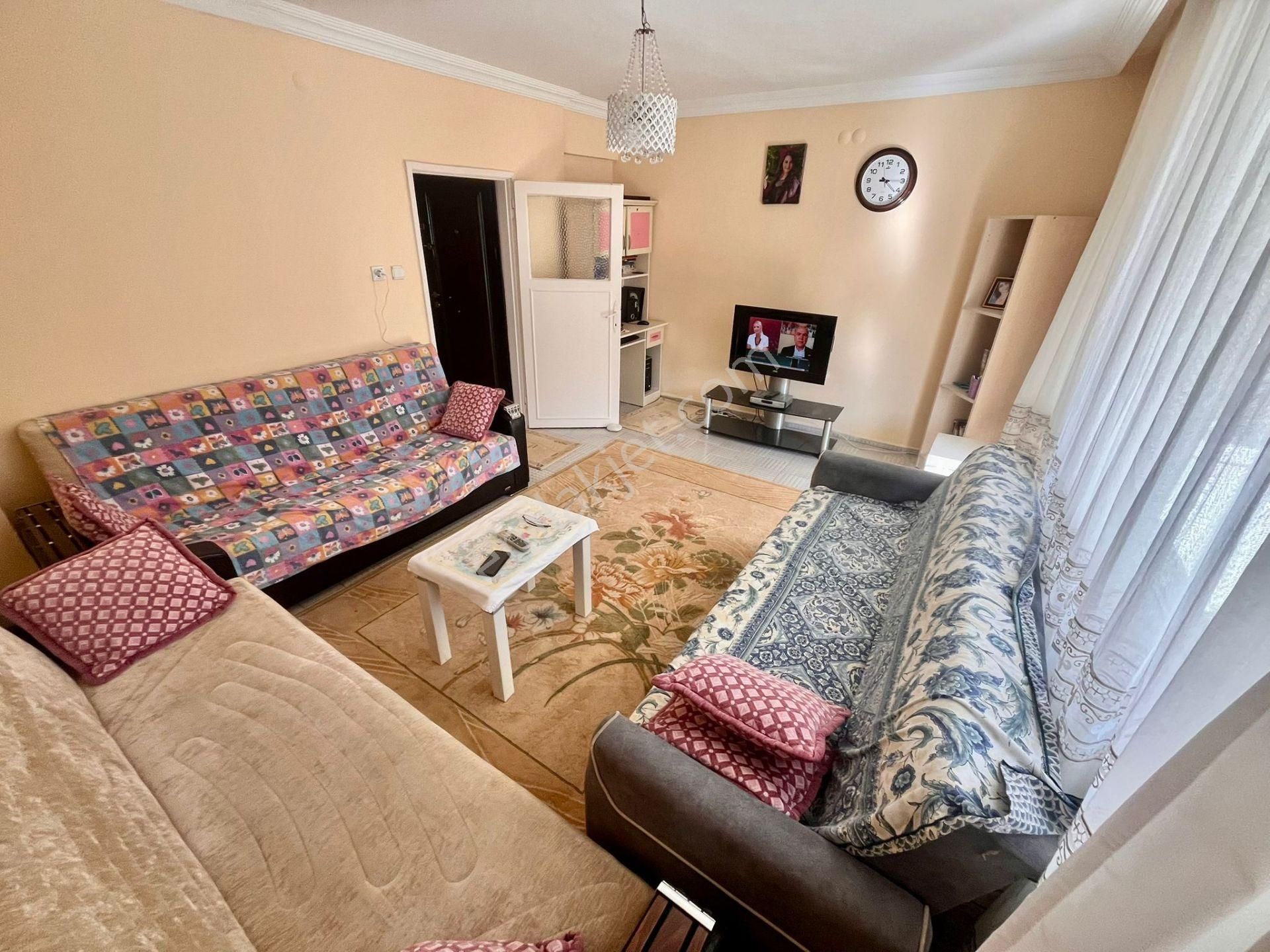 Yükselden Akçayda Ön Cephe Ayrı Mutfak Üç Balkonlu Geniş 2+1 - Görsel 5