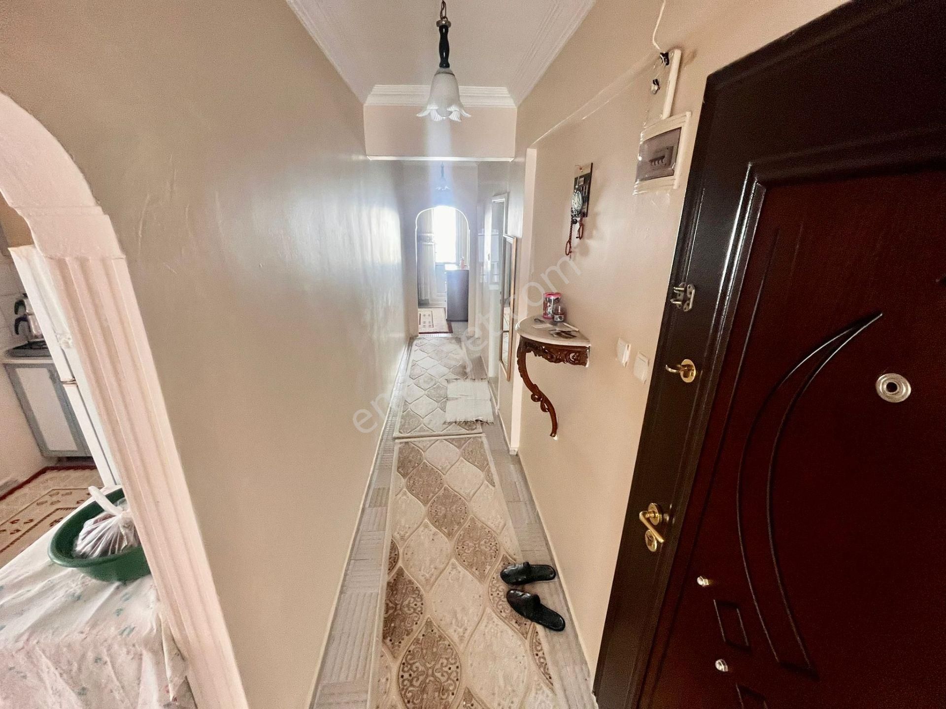 Yükselden Akçayda Ön Cephe Ayrı Mutfak Üç Balkonlu Geniş 2+1 - Görsel 11