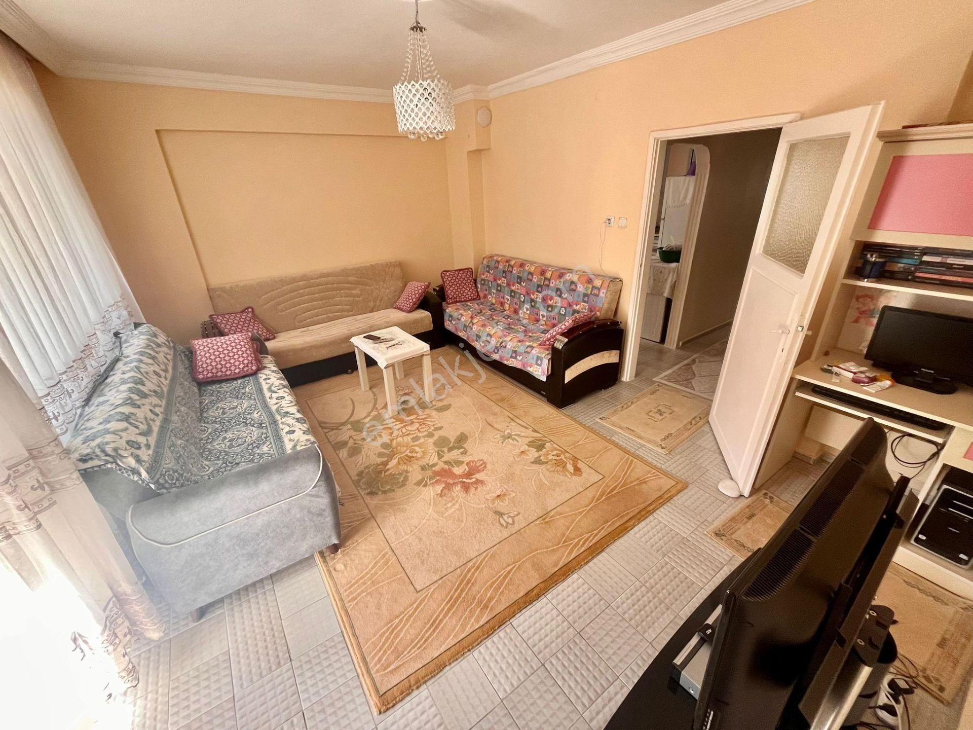 Yükselden Akçayda Ön Cephe Ayrı Mutfak Üç Balkonlu Geniş 2+1 - Görsel 24