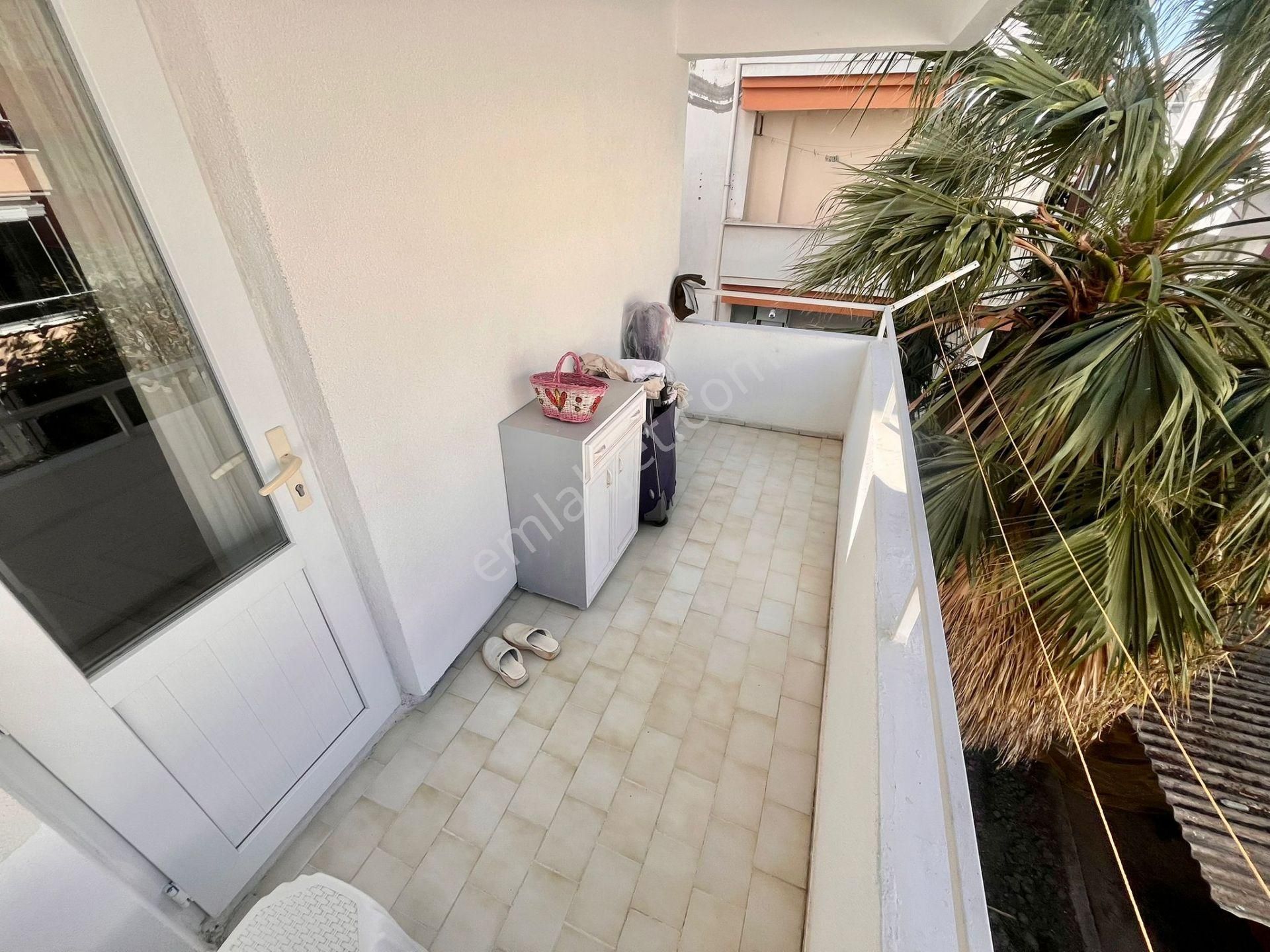 Yükselden Akçayda Ön Cephe Ayrı Mutfak Üç Balkonlu Geniş 2+1 - Görsel 14