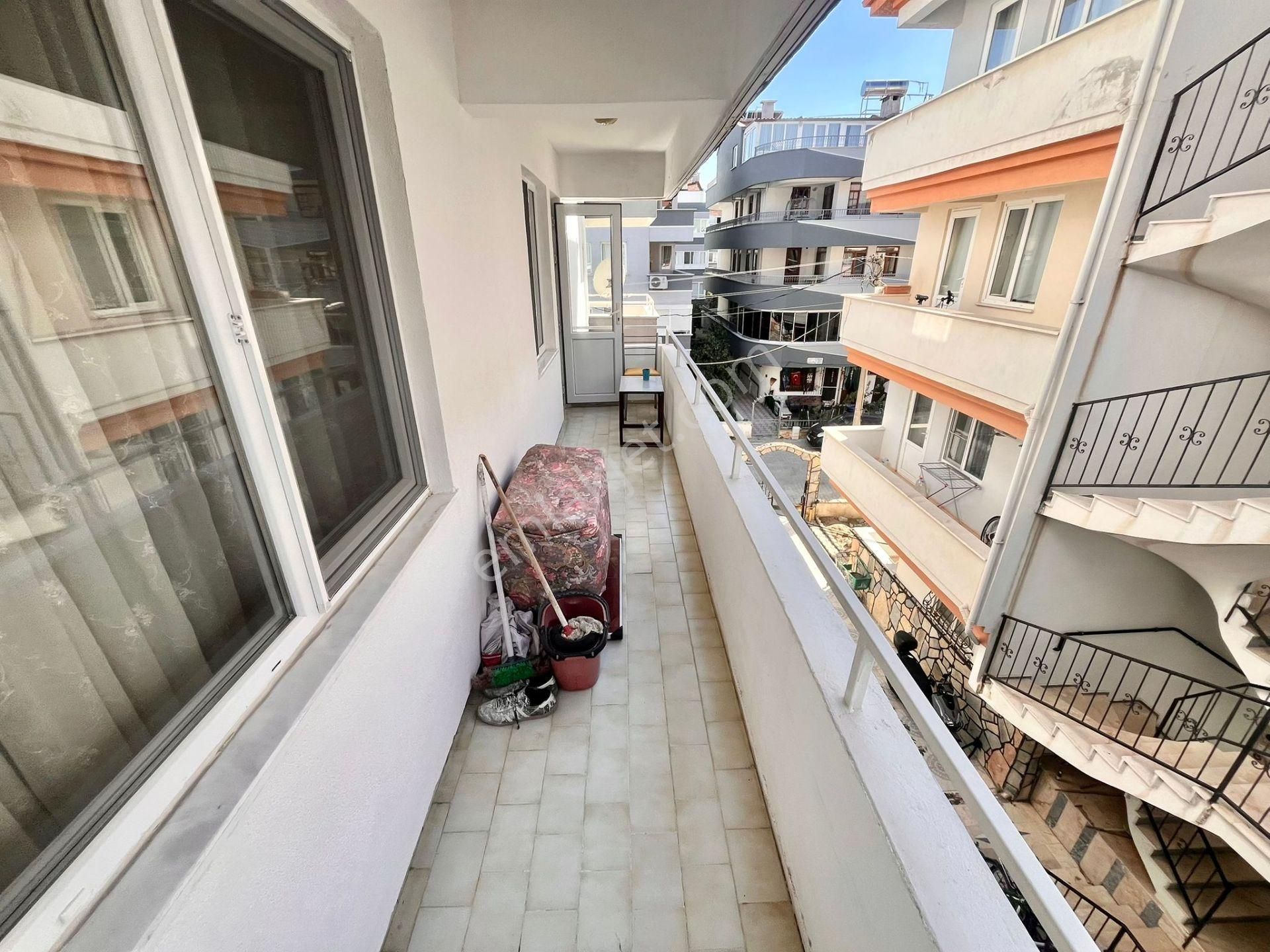 Yükselden Akçayda Ön Cephe Ayrı Mutfak Üç Balkonlu Geniş 2+1 - Görsel 32