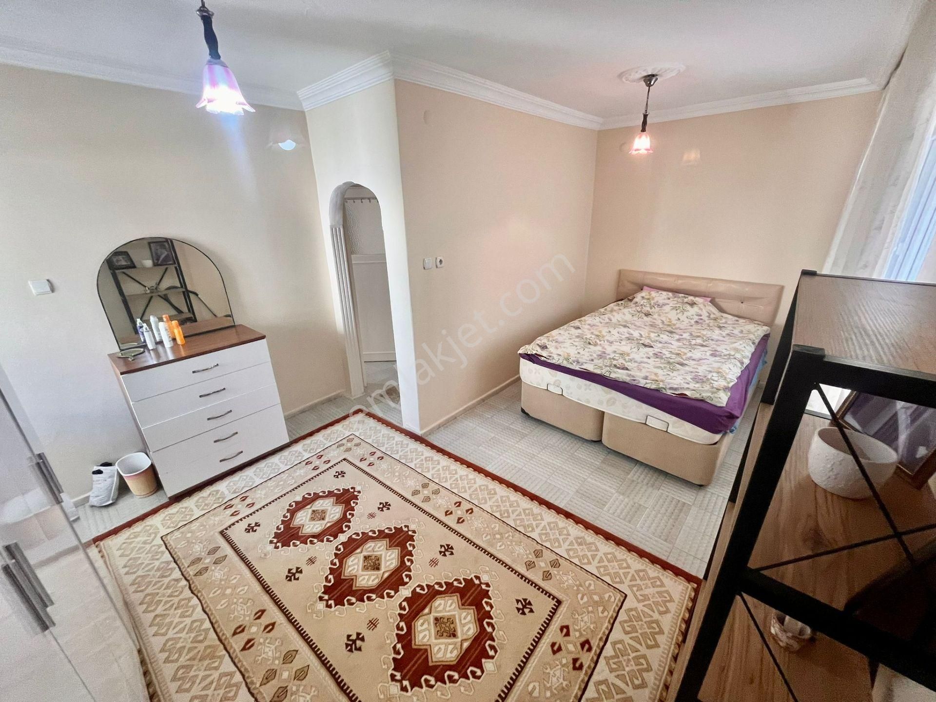 Yükselden Akçayda Ön Cephe Ayrı Mutfak Üç Balkonlu Geniş 2+1 - Görsel 20