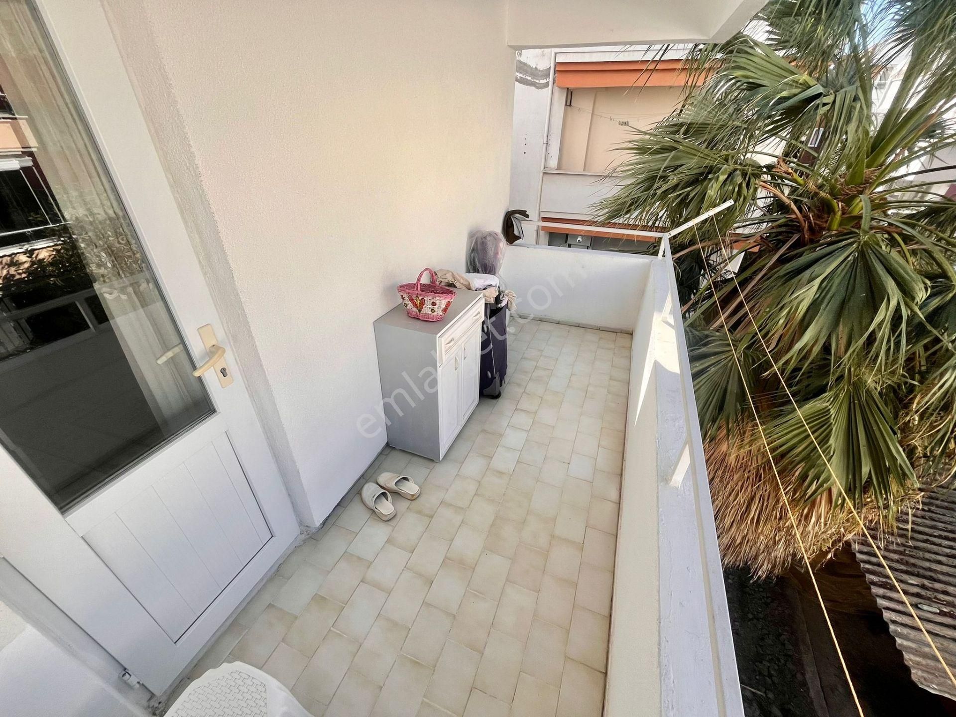 Yükselden Akçayda Ön Cephe Ayrı Mutfak Üç Balkonlu Geniş 2+1 - Görsel 34