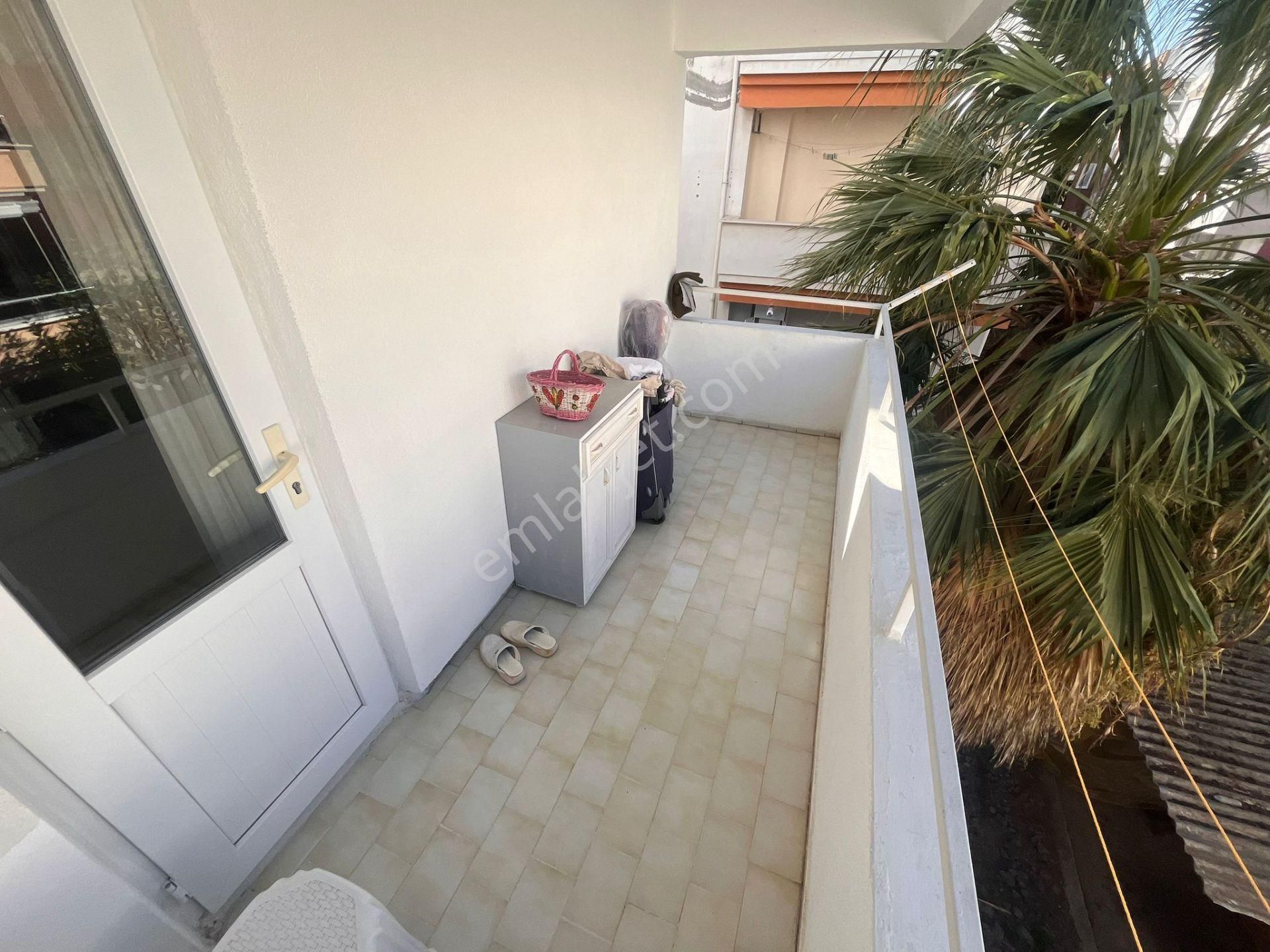 Yükselden Akçayda Ön Cephe Ayrı Mutfak Üç Balkonlu Geniş 2+1 - Görsel 21