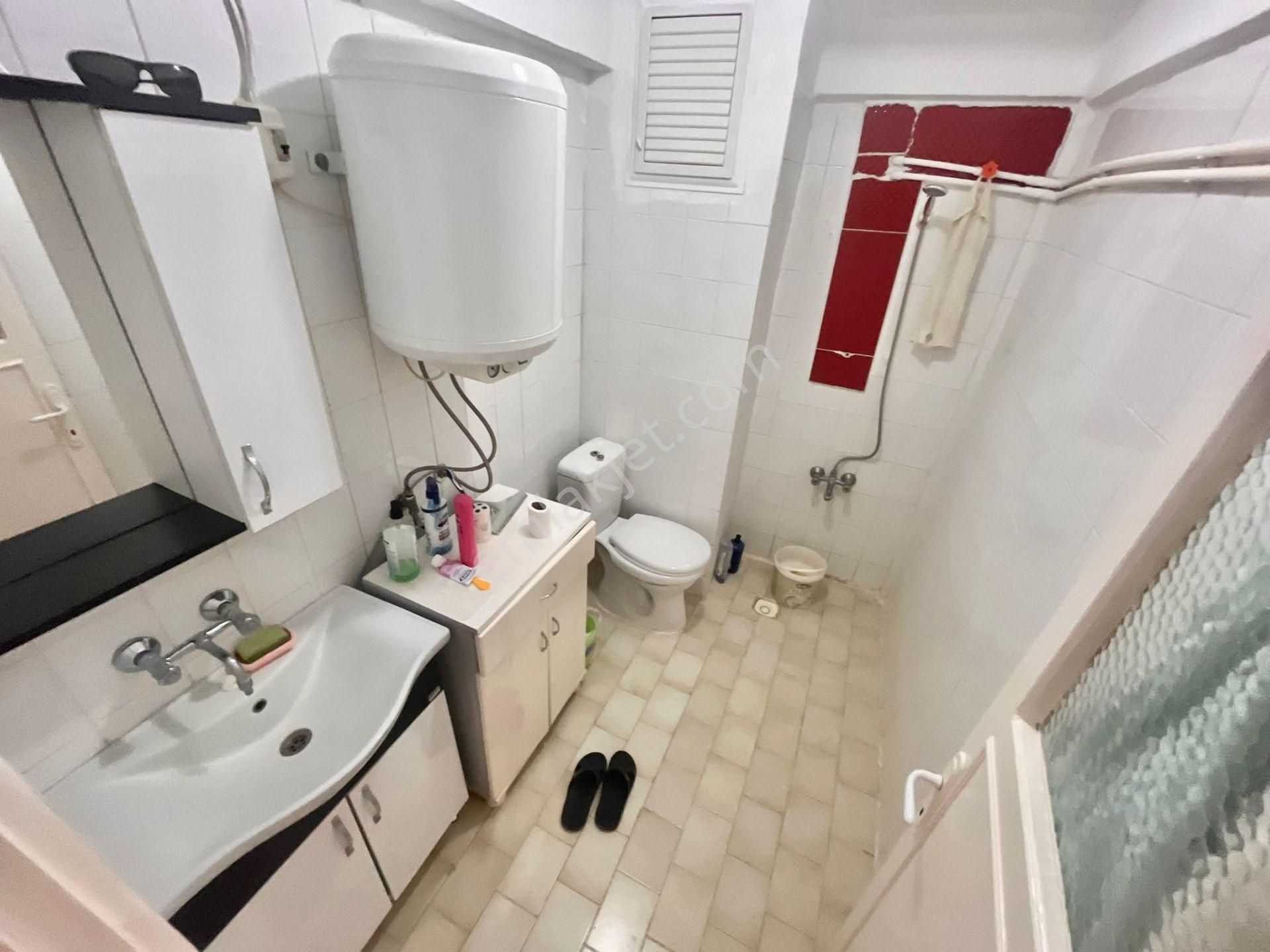 Yükselden Akçayda Ön Cephe Ayrı Mutfak Üç Balkonlu Geniş 2+1 - Görsel 19