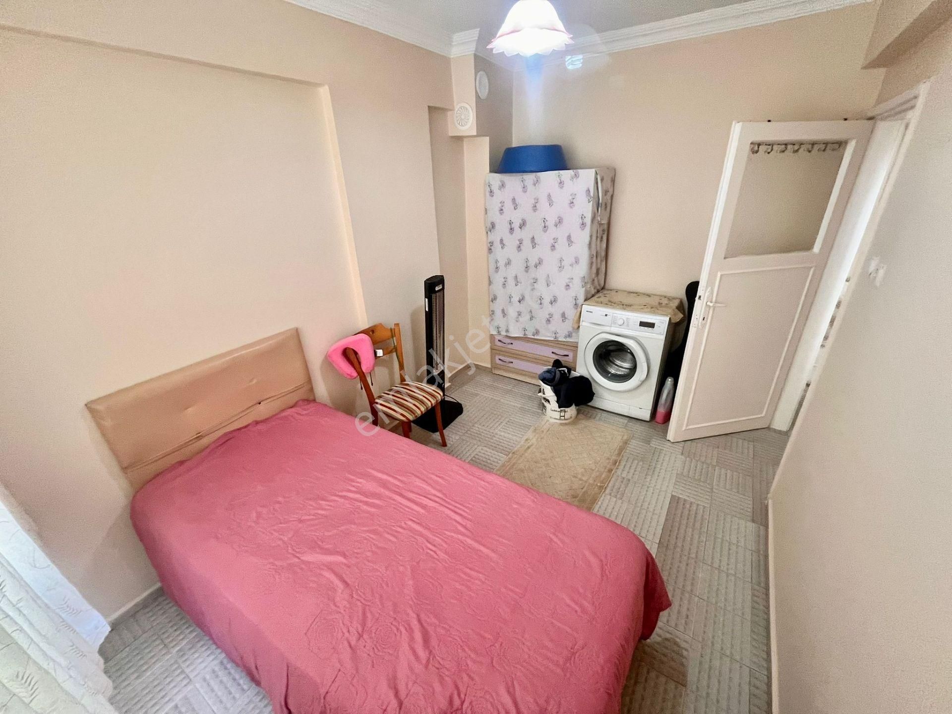 Yükselden Akçayda Ön Cephe Ayrı Mutfak Üç Balkonlu Geniş 2+1 - Görsel 23