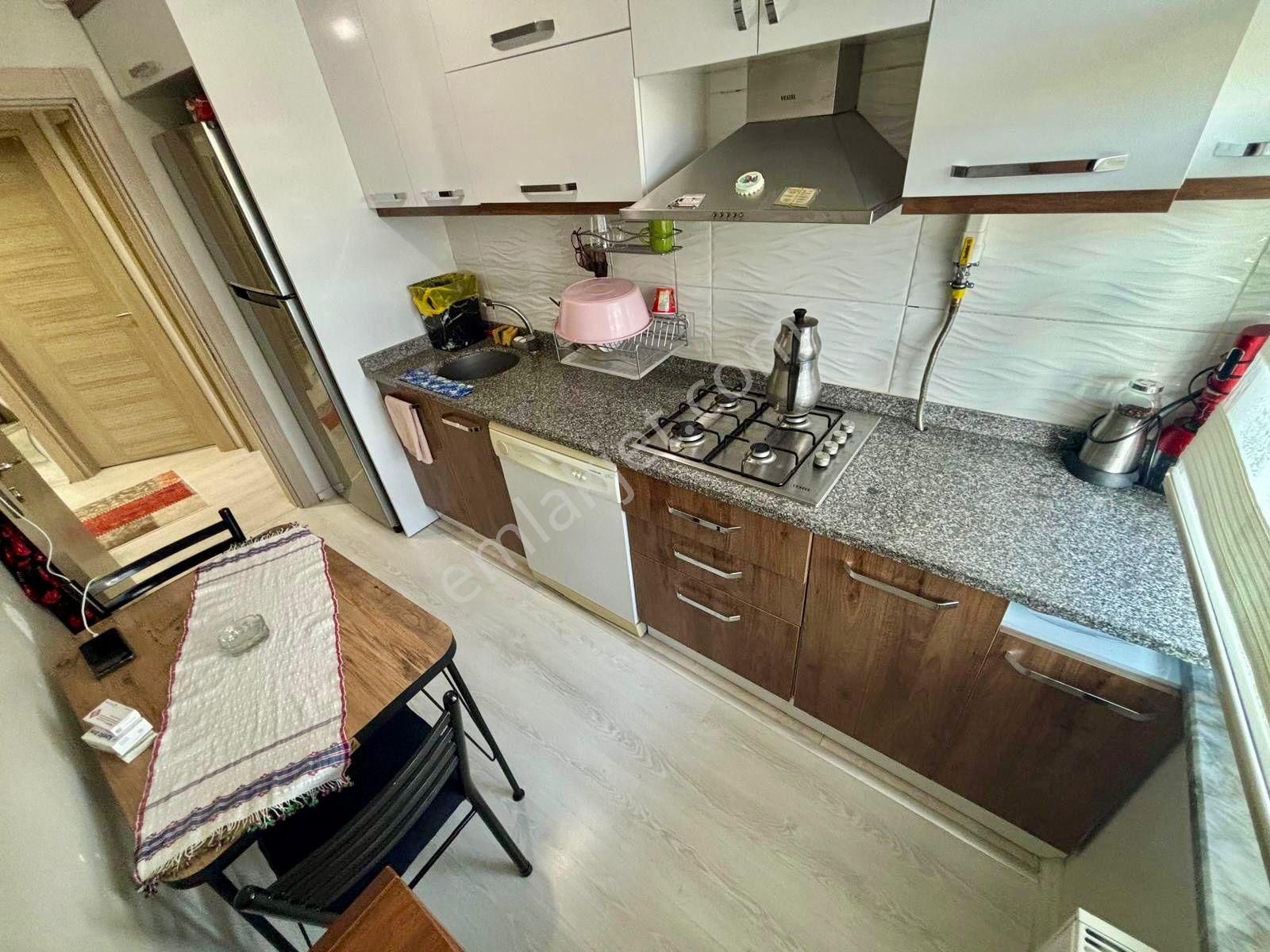 Yükselden Altınkumda Satılık Ayrı Mutfak Ön Cephe Cam Balkonlu 2+1 Daire - Görsel 5