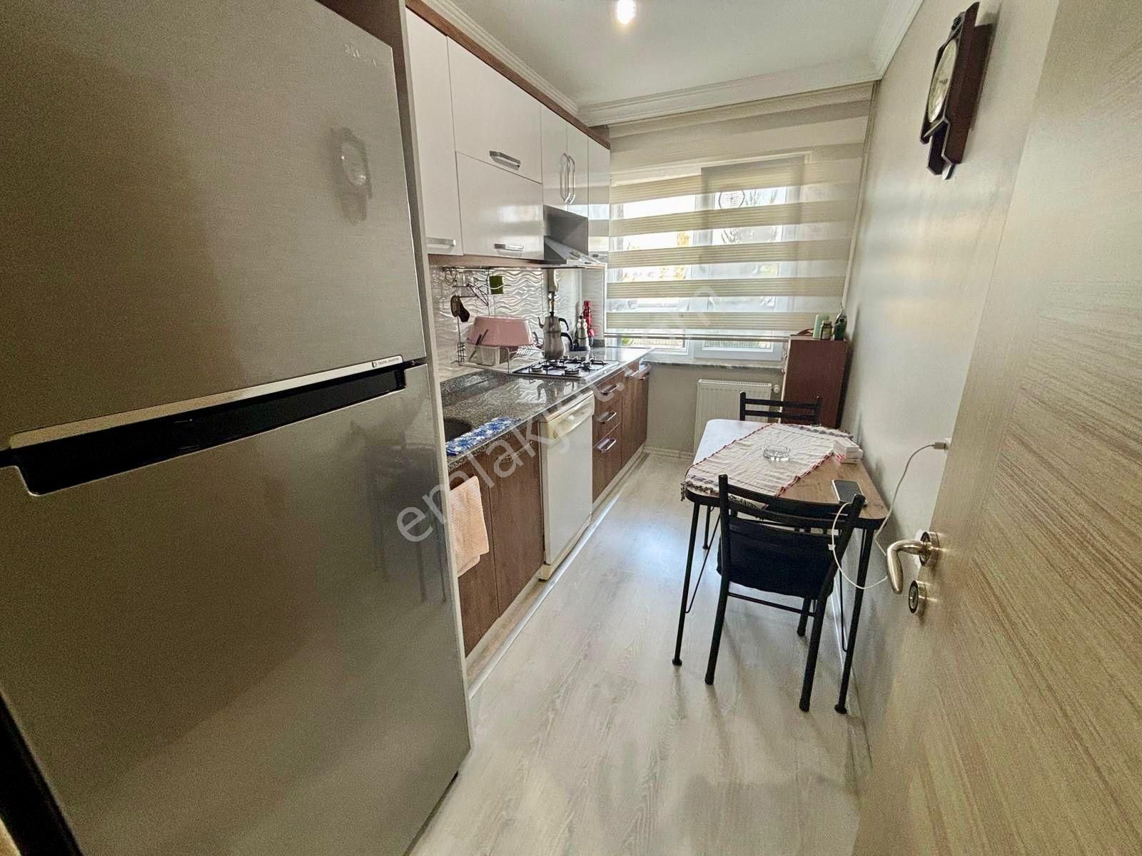 Yükselden Altınkumda Satılık Ayrı Mutfak Ön Cephe Cam Balkonlu 2+1 Daire - Görsel 3