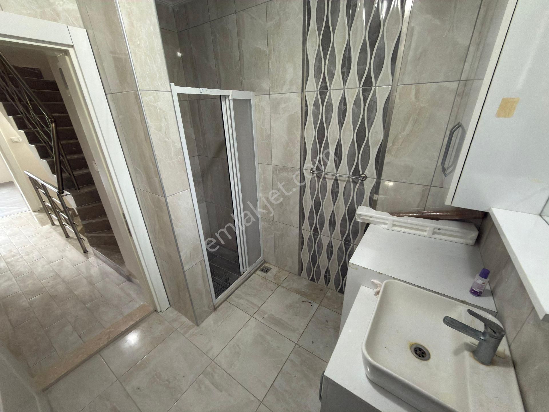 Kuşadası Soğucak’ta Deniz Manzaralı, Havuzlu Site İçerisinde Satılık 4+1 İkiz Villa - Görsel 19