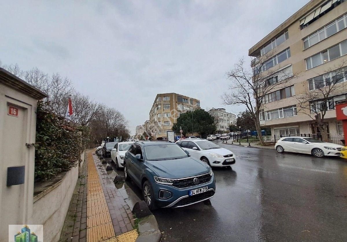 Etiler'de Prestijli Konumda, Her İşe Uygun Kiralık Dükkan - Görsel 19