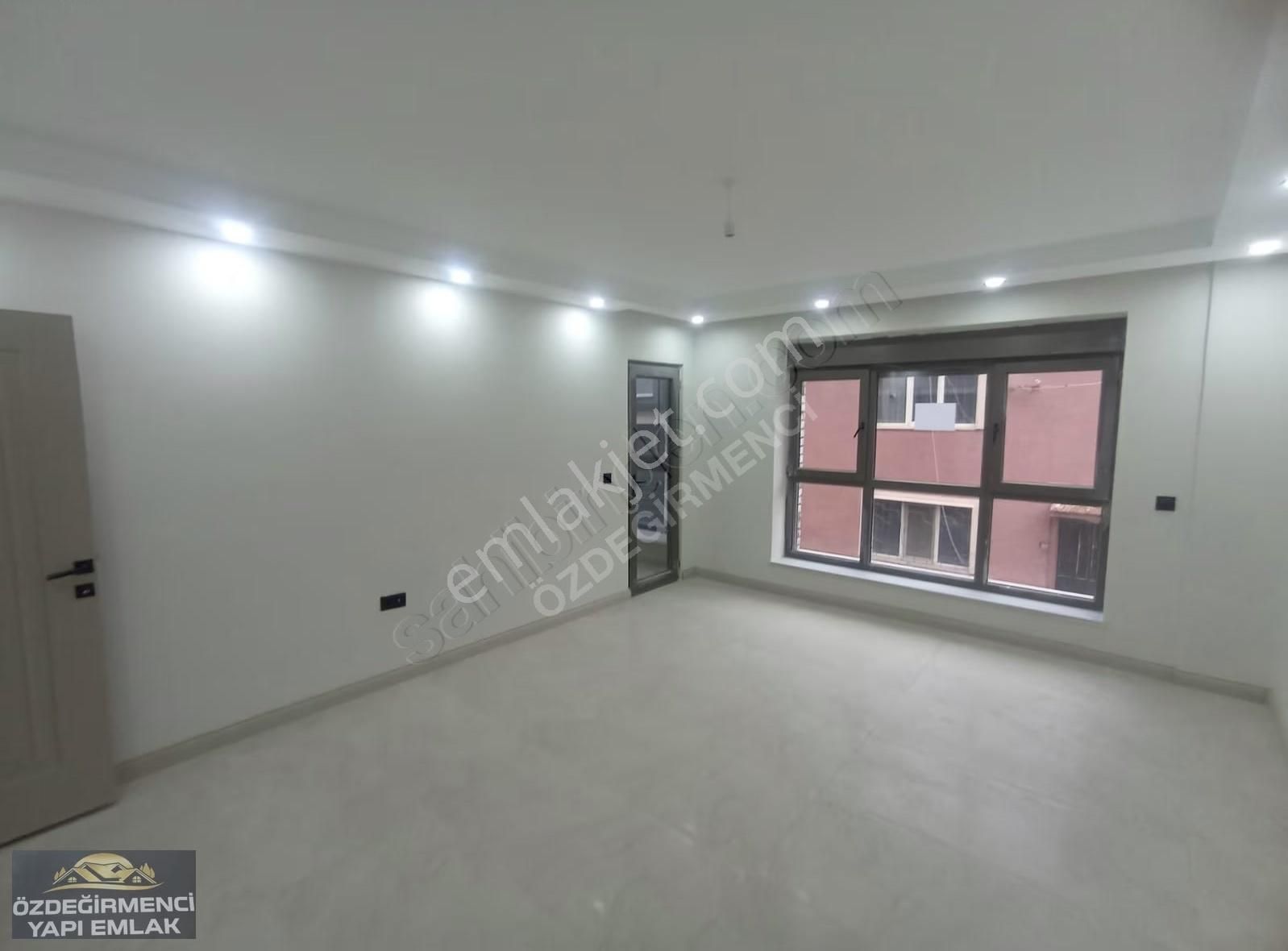 Özdeğirmenci Yapı Emlaktan Kiralık Sıfır 2+1 - Görsel 4