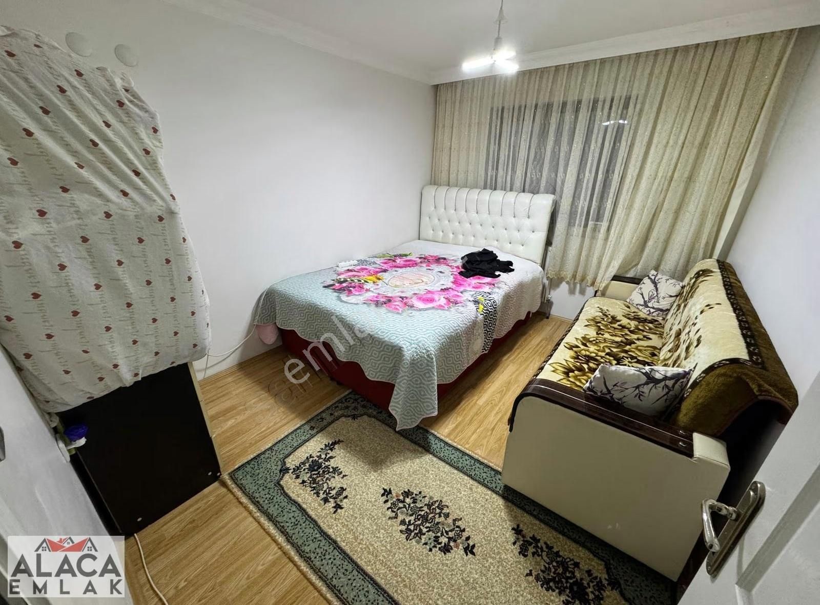 Başak Mahallesi'nde Kültür Merkezi Yanı Asansörlü 3kat 3+1 Daire - Görsel 3