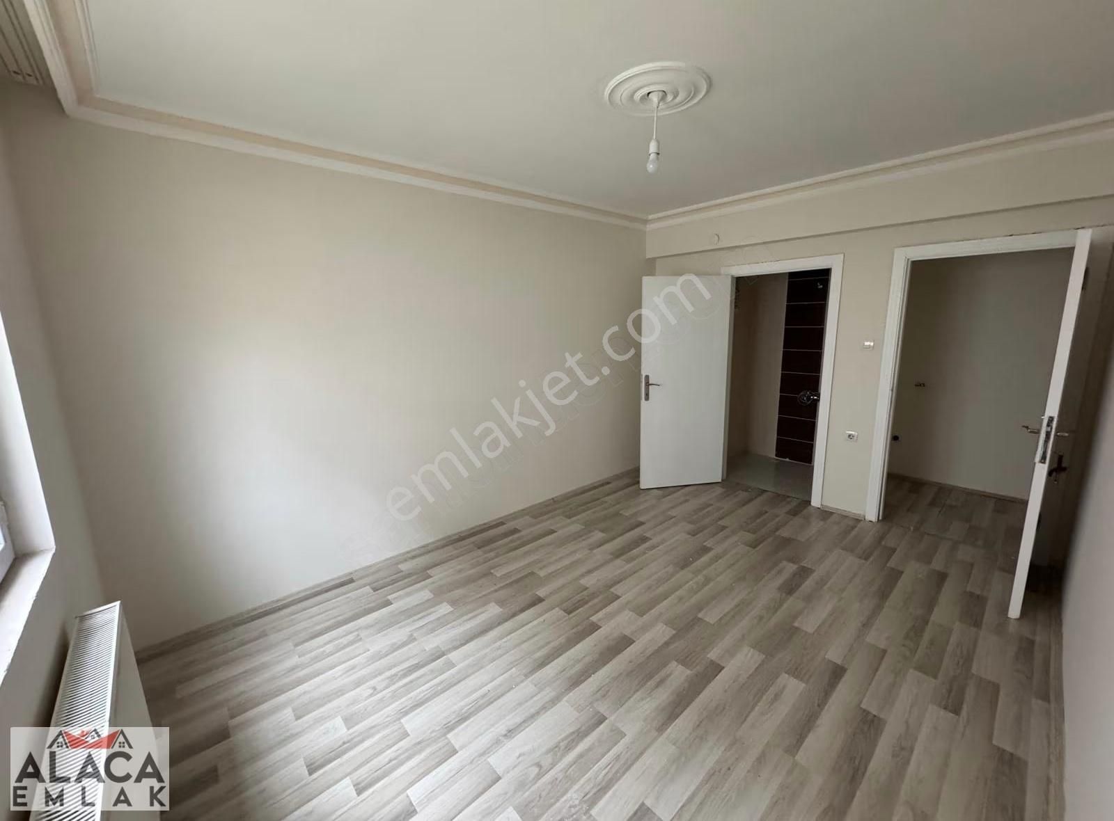 Karapürçek Mahallesi'nde Ebevyn Banyolu Kilerli 3+1 Giriş Daire - Görsel 15