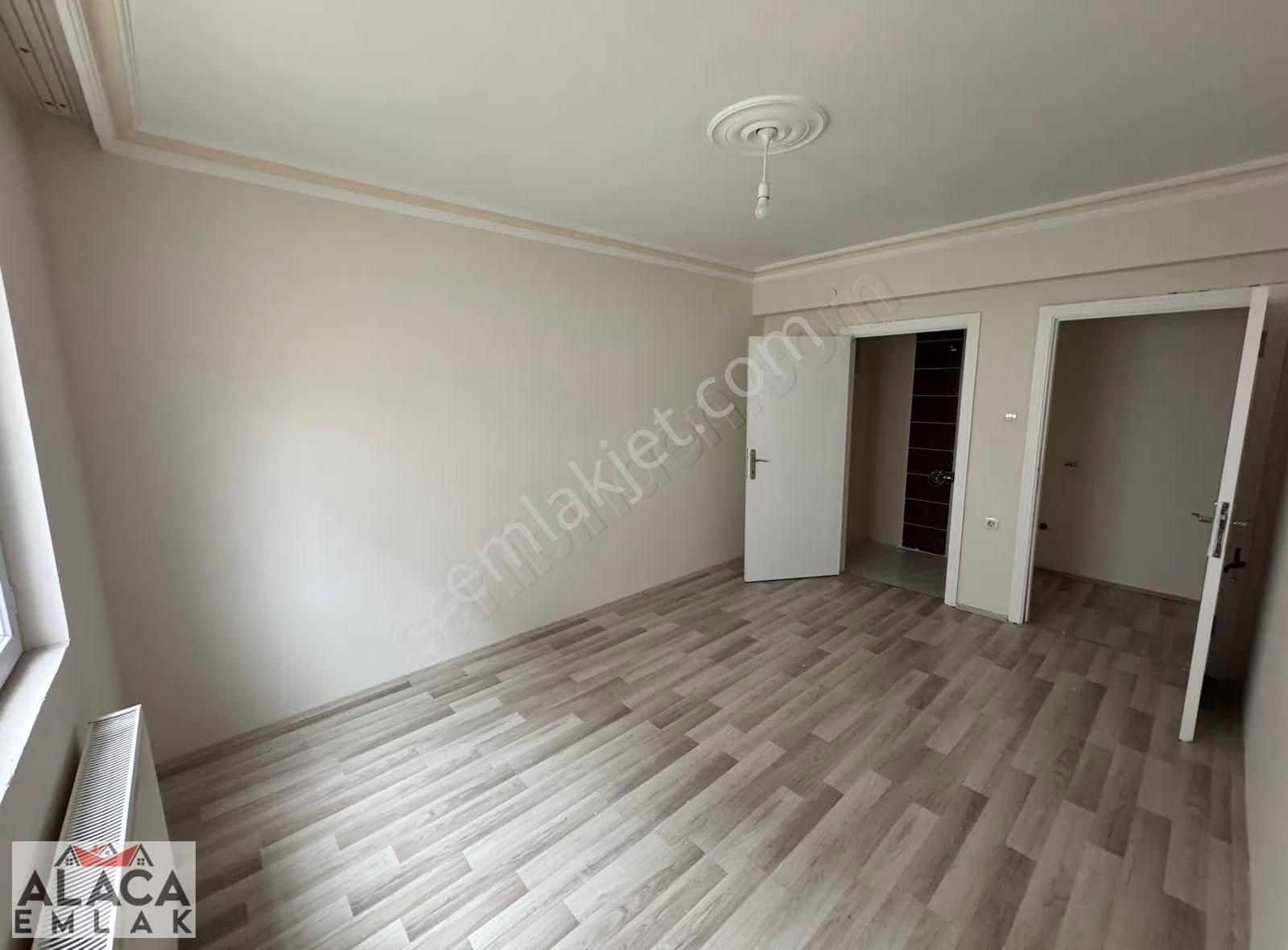 Karapürçek Mahallesi'nde Ebevyn Banyolu Kilerli 3+1 Giriş Daire - Görsel 11