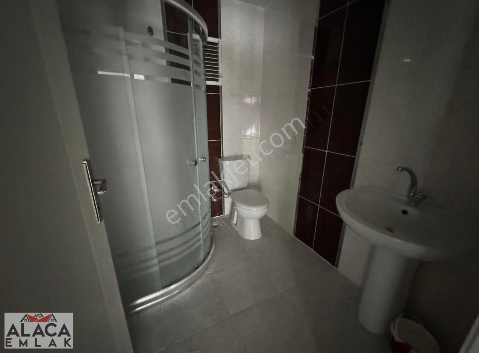 Karapürçek Mahallesi'nde Ebevyn Banyolu Kilerli 3+1 Giriş Daire - Görsel 19