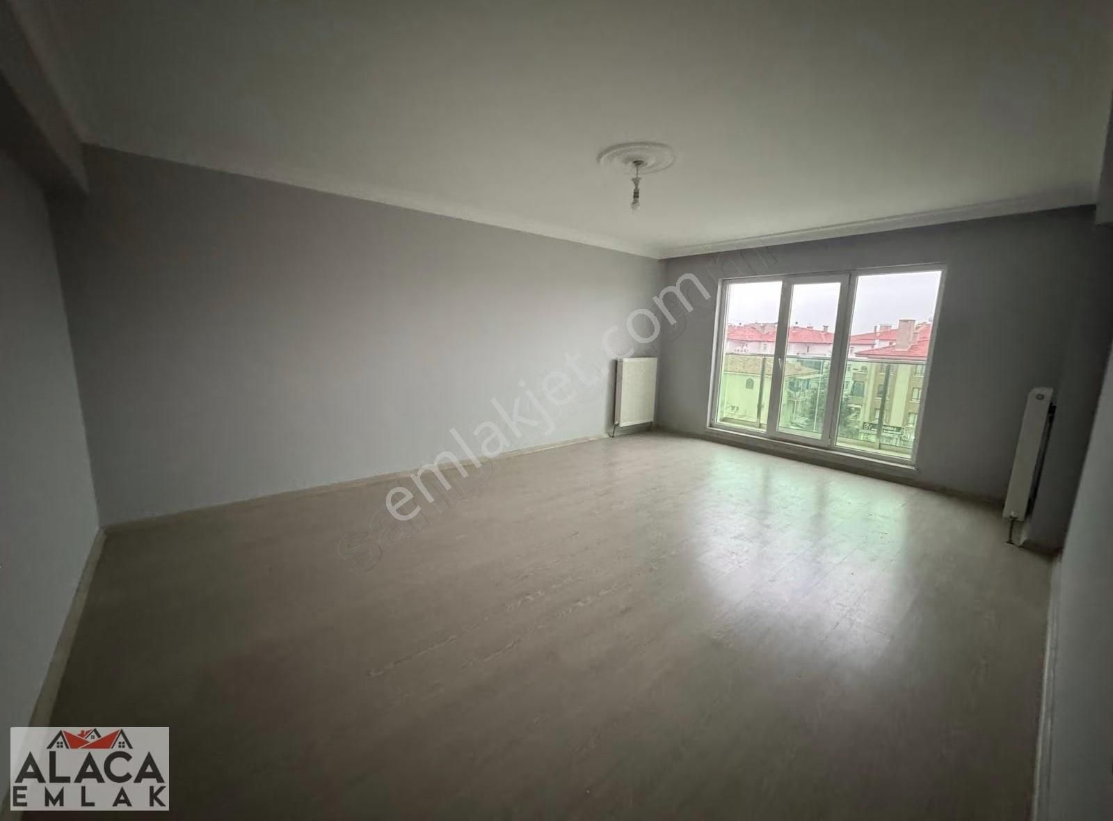 Başpınar Mahallesi'nde Cadde Üzeri Ön Cephe 3+1 Daire - Görsel 15