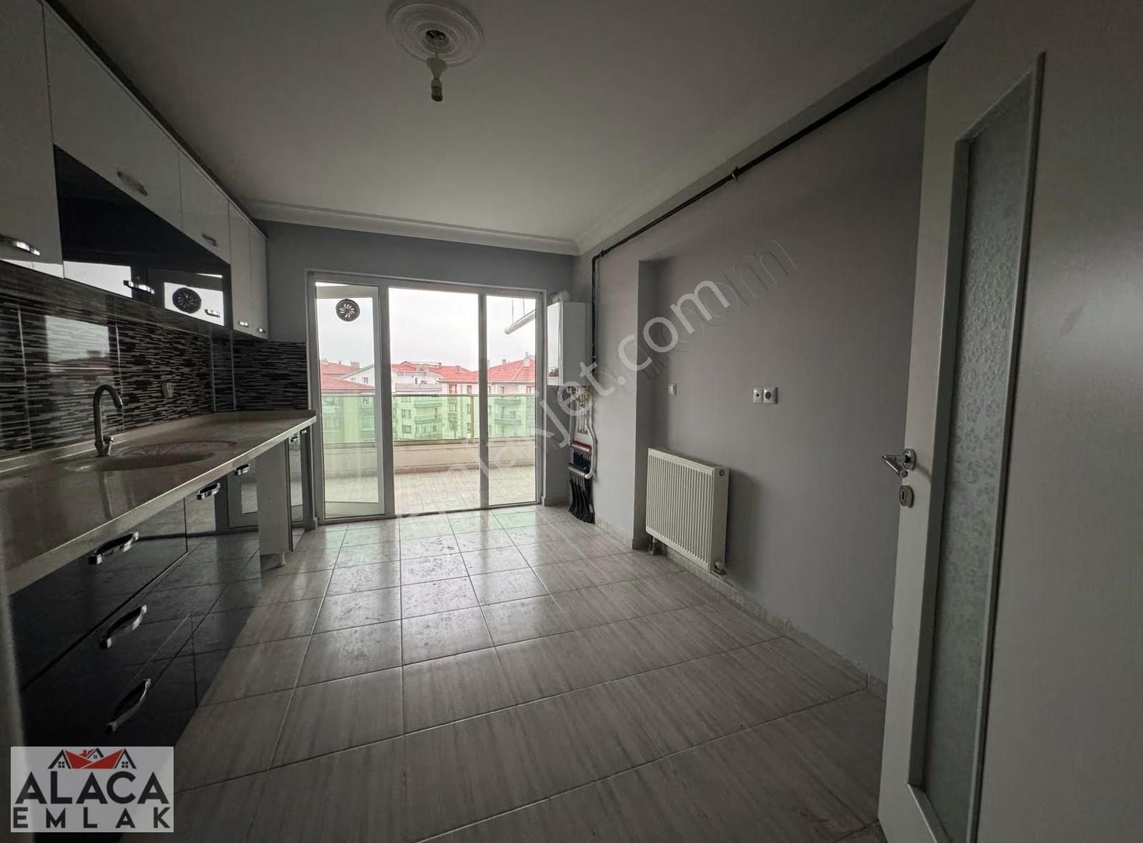 Başpınar Mahallesi'nde Cadde Üzeri Ön Cephe 3+1 Daire - Görsel 20