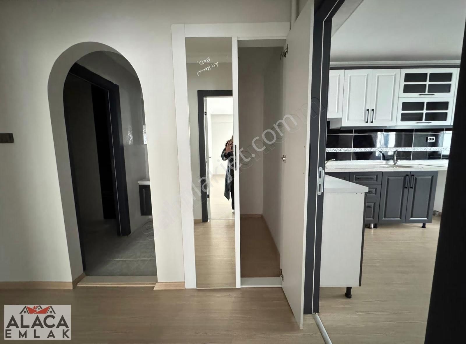 Karapürçek Mahallesi'nde Ön Cephe Masrafsız 2. Kat 3+1 Daire - Görsel 24