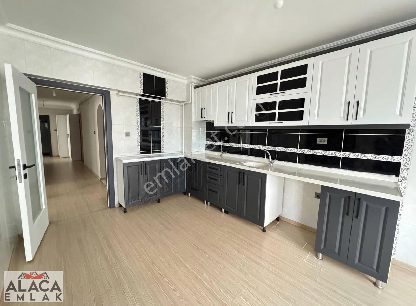 Karapürçek Mahallesi'nde Ön Cephe Masrafsız 2. Kat 3+1 Daire - Görsel 26