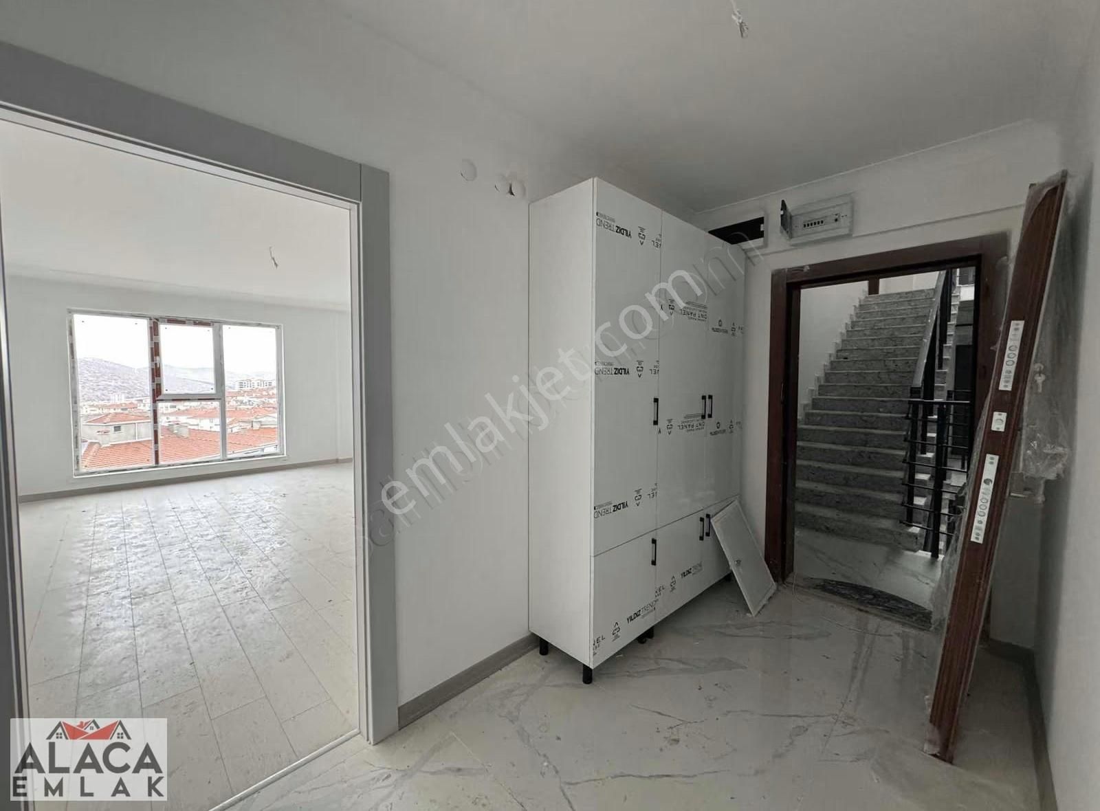 Başak Mahallesi'nde Ebeveyn Banyolu 3+1 Sıfır Fırsat Daire - Görsel 8