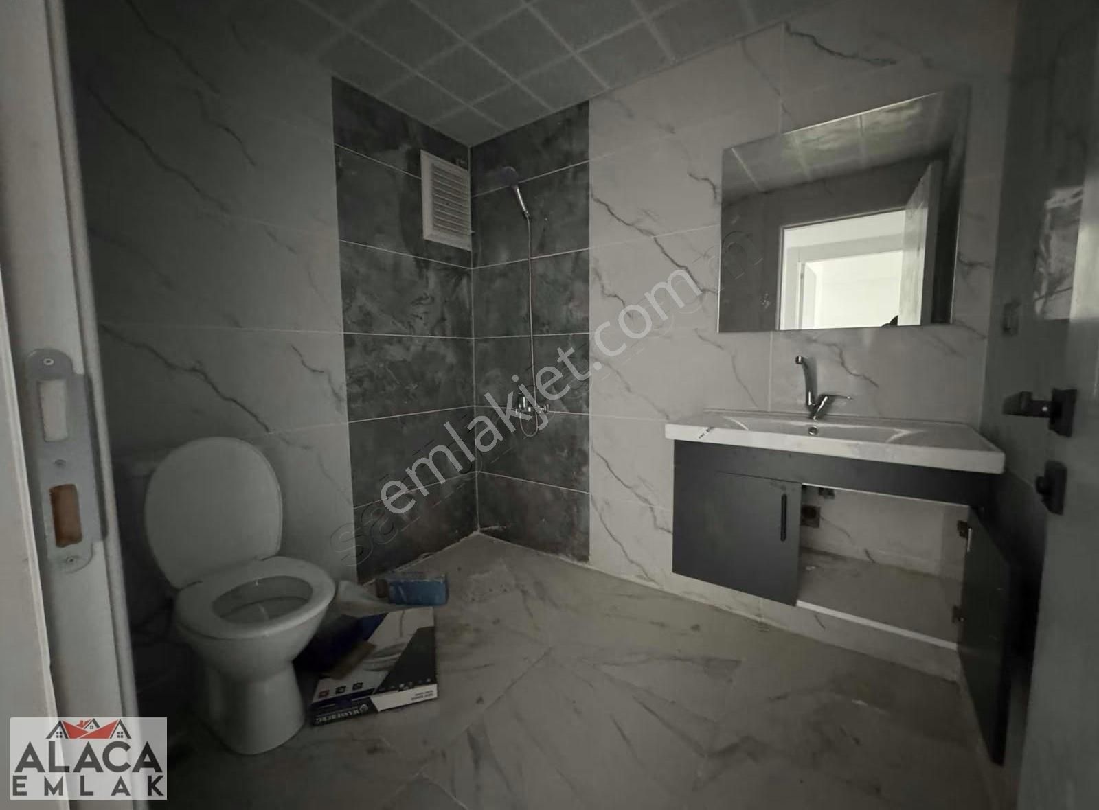 Başak Mahallesi'nde Ebeveyn Banyolu 3+1 Sıfır Fırsat Daire - Görsel 3