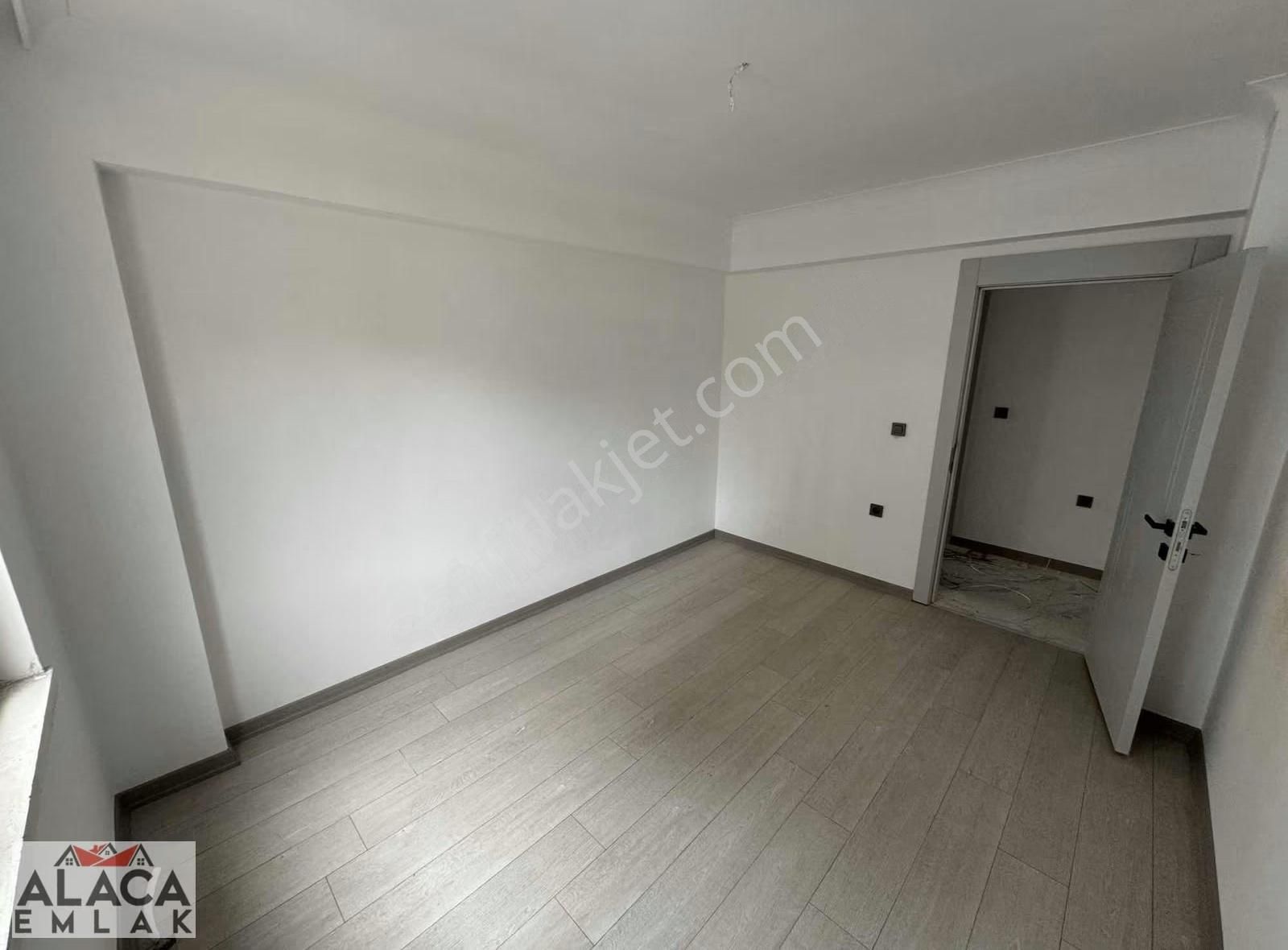 Başak Mahallesi'nde Ebeveyn Banyolu 3+1 Sıfır Fırsat Daire - Görsel 5