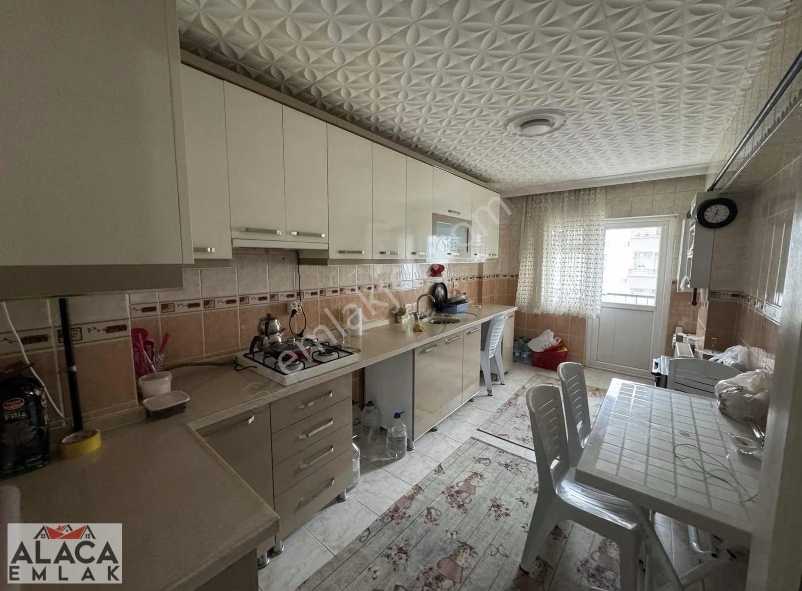 Başak Mahallesın'de 3.kat Montalamalı 3+1 Daire - Görsel 7