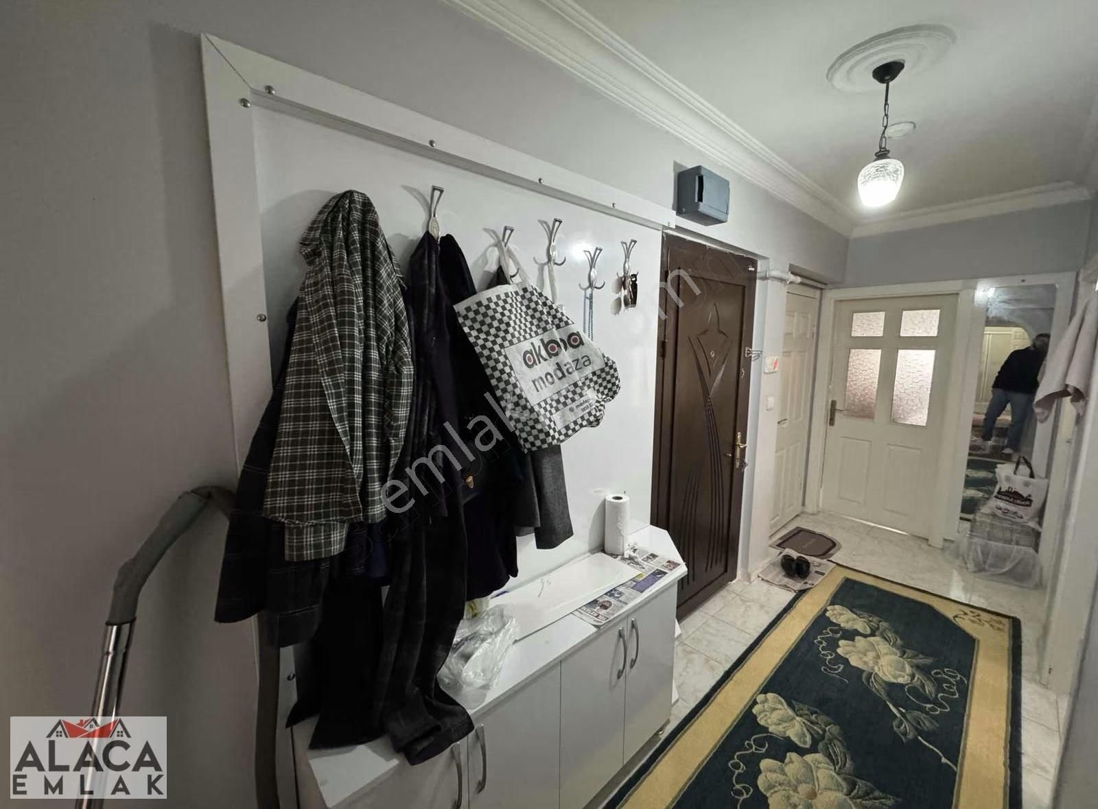 Başak Mahallesın'de 3.kat Montalamalı 3+1 Daire - Görsel 18