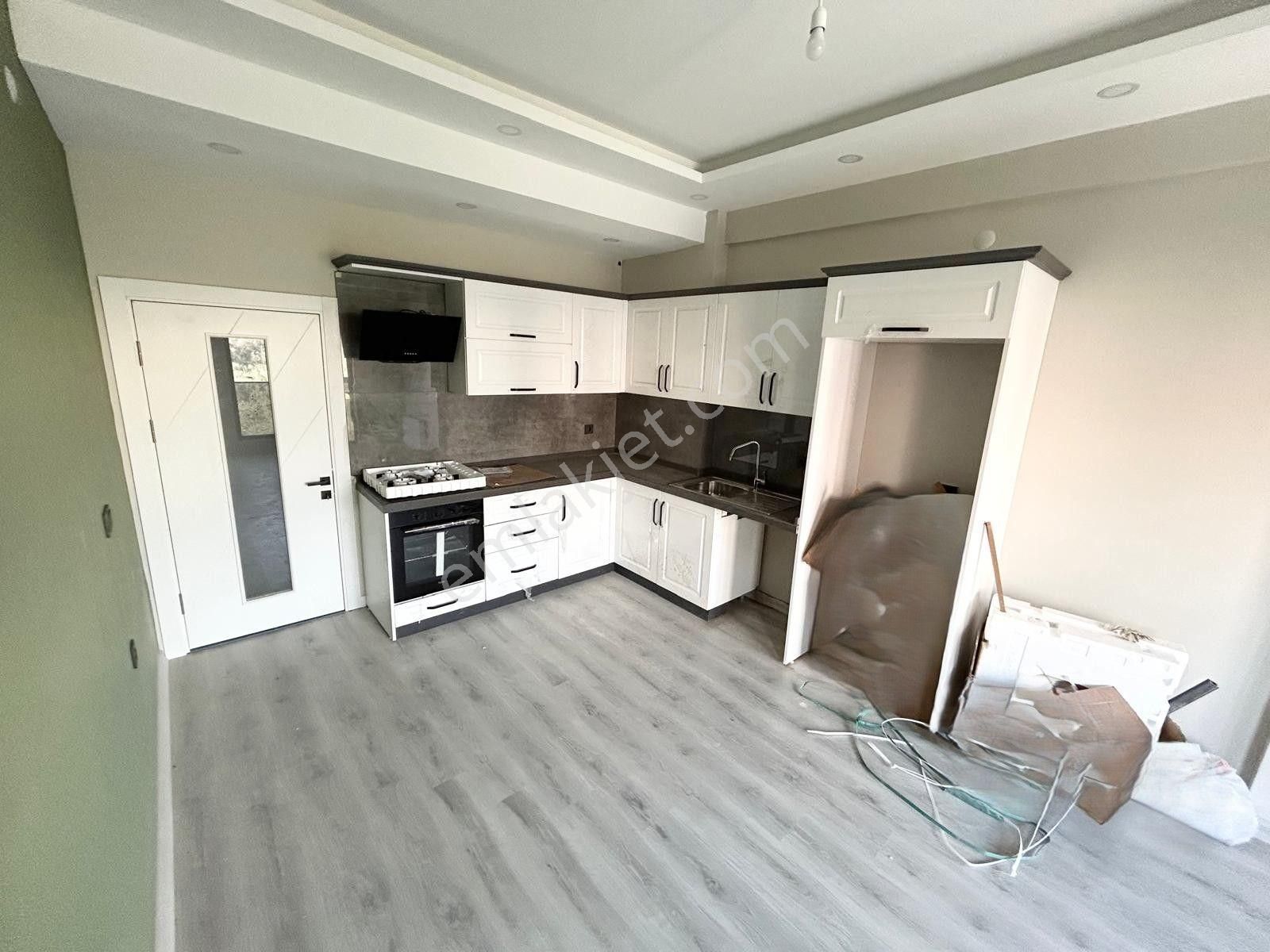 Yükselden Kadıköyde Fırsat! Ön Cephe Geniş Balkon Şık 2+1 Satılık Daire* - Görsel 3