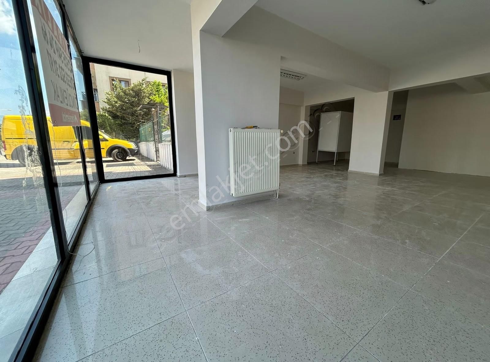 Abdi İpekçi Caddesi'nde Kiralık 160m² Klima'lı İş Yeri - Görsel 23