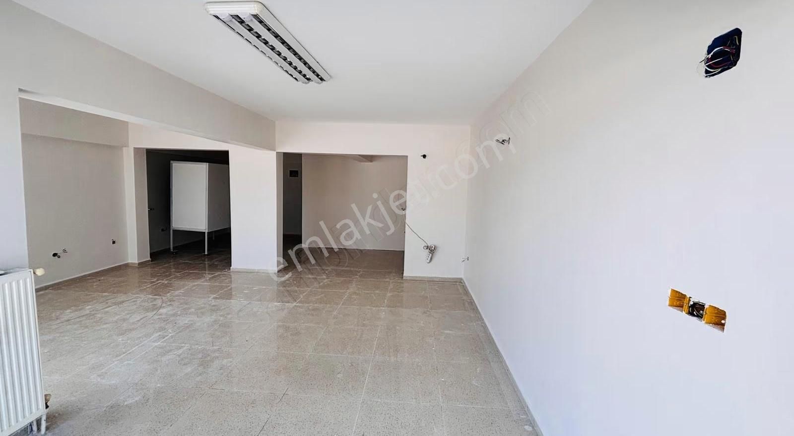 Abdi İpekçi Caddesi'nde Kiralık 160m² Klima'lı İş Yeri - Görsel 13