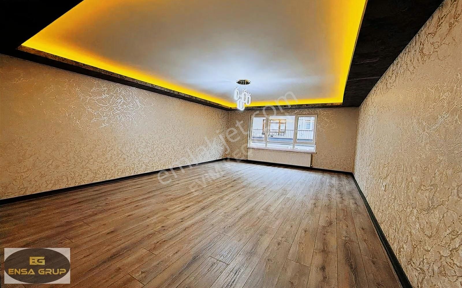 Kalbur Cad'snde Güney Cephe Katta Çift Balkonlu 3+1 Geniş Daire! - Görsel 6