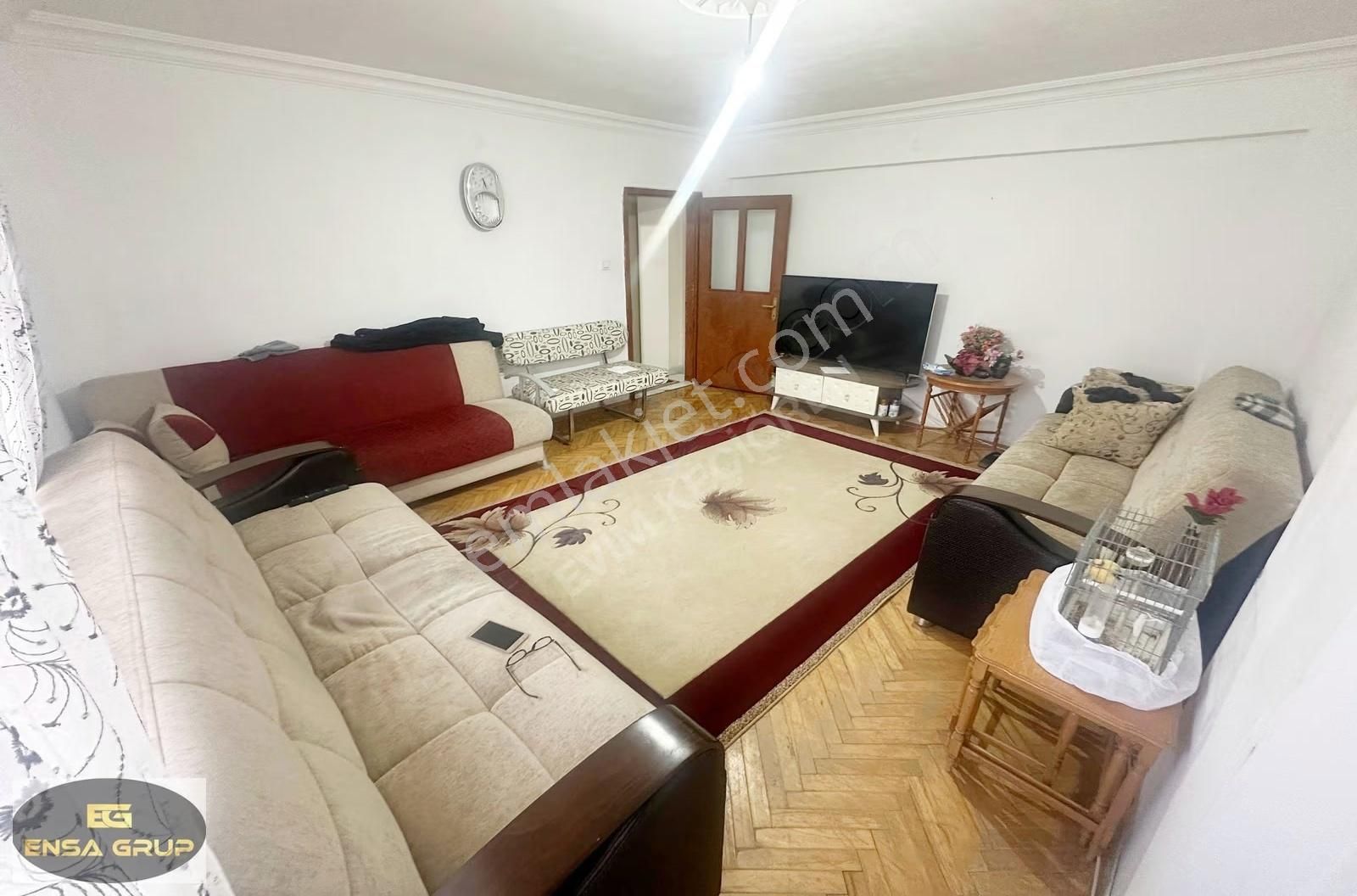 Aktepe Otobüs Sondurakta Krediye Uygun Yatırıma Uygun 4+1 !!