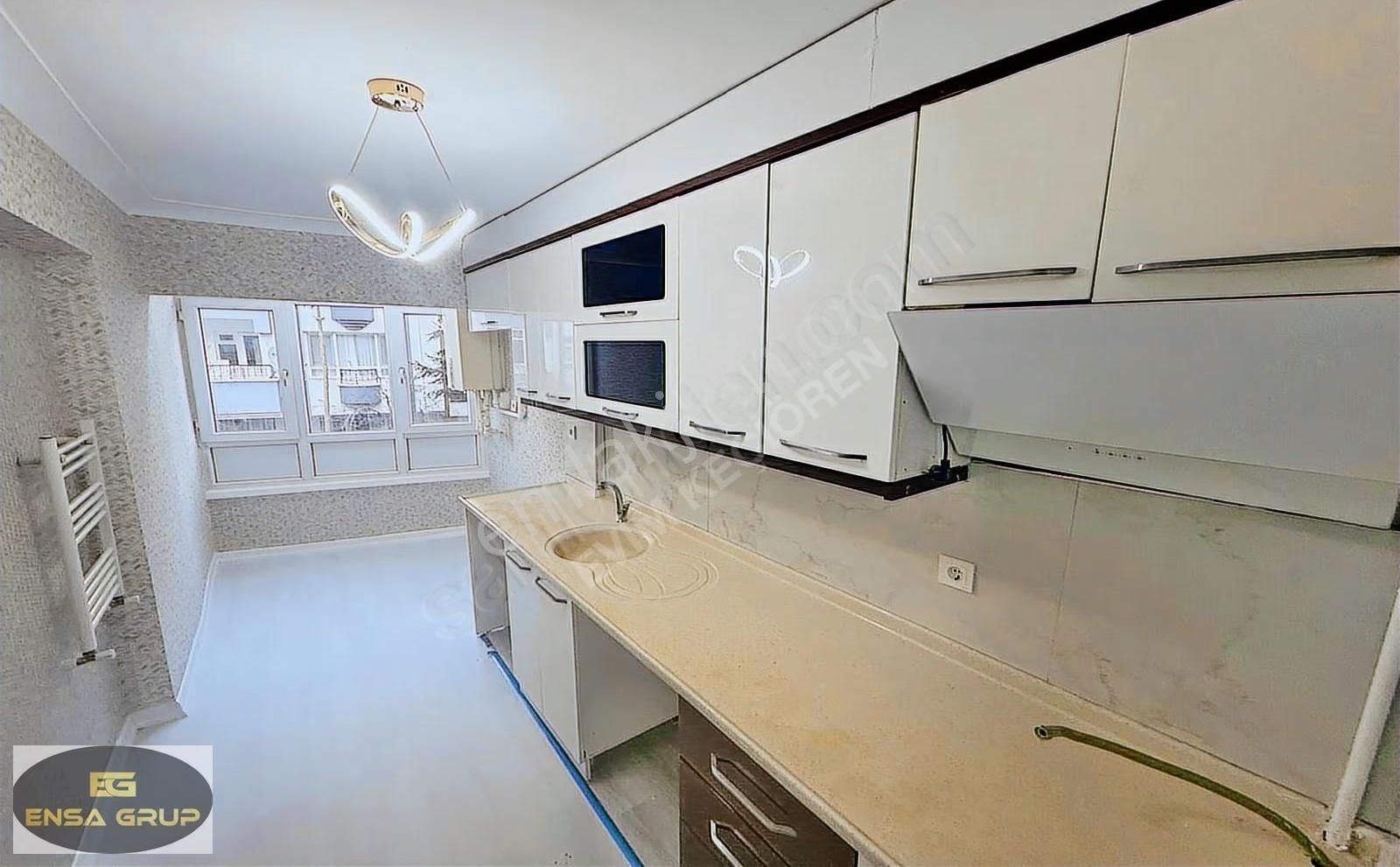 Bademlik Yolu Cd Kenarı Full Yapılı 1.katta İskanlı Satılık 3+1!