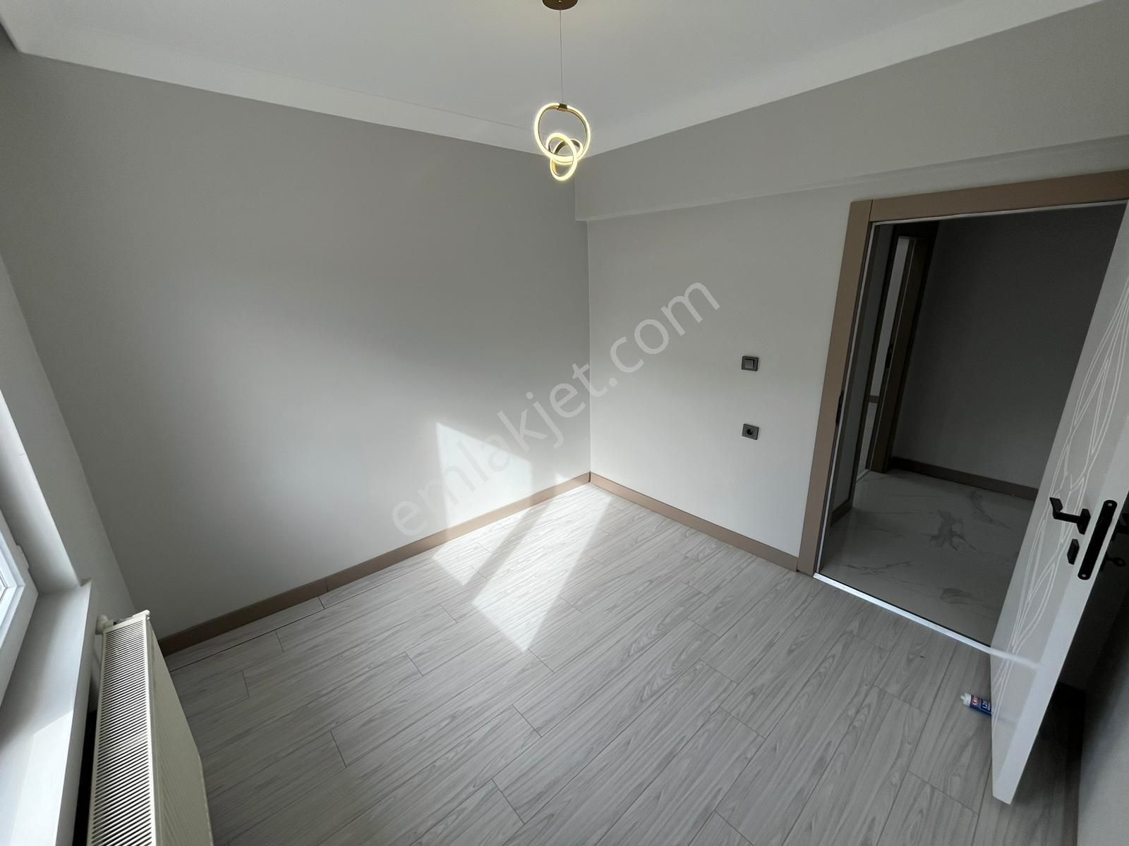 Akşemsettinde 3+1 Full Yapılı Lüx Daire! - Görsel 14