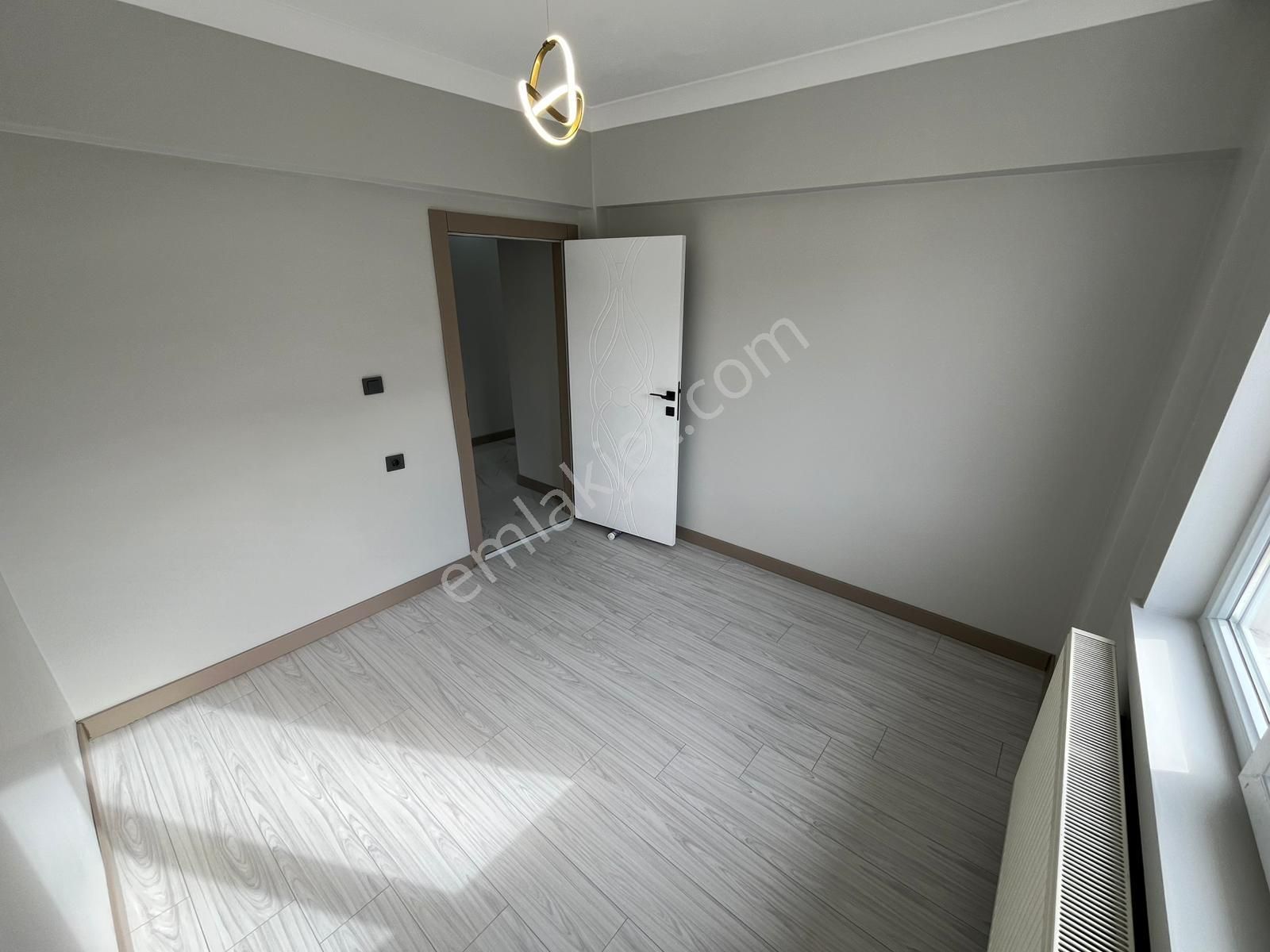 Akşemsettinde 3+1 Full Yapılı Lüx Daire! - Görsel 16