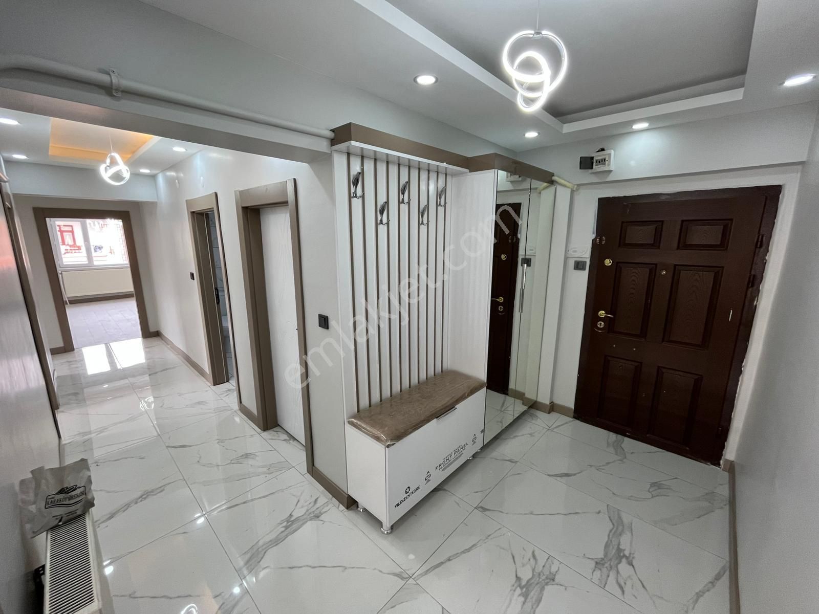 Akşemsettinde 3+1 Full Yapılı Lüx Daire! - Görsel 26