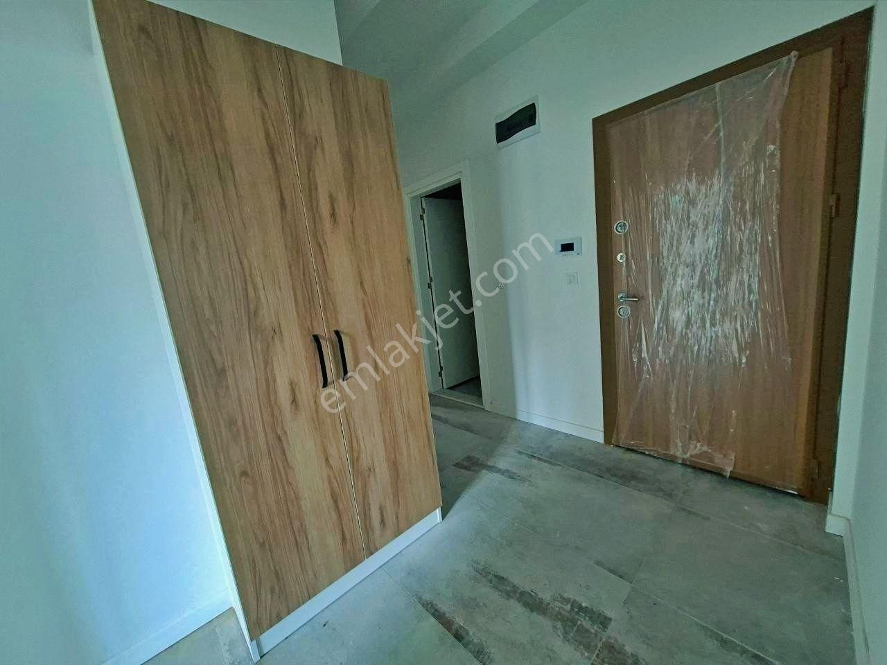 Uytundan Gürede Mustakil Bahçeli Otoparklı 2+1 Satılık Daire - Görsel 35