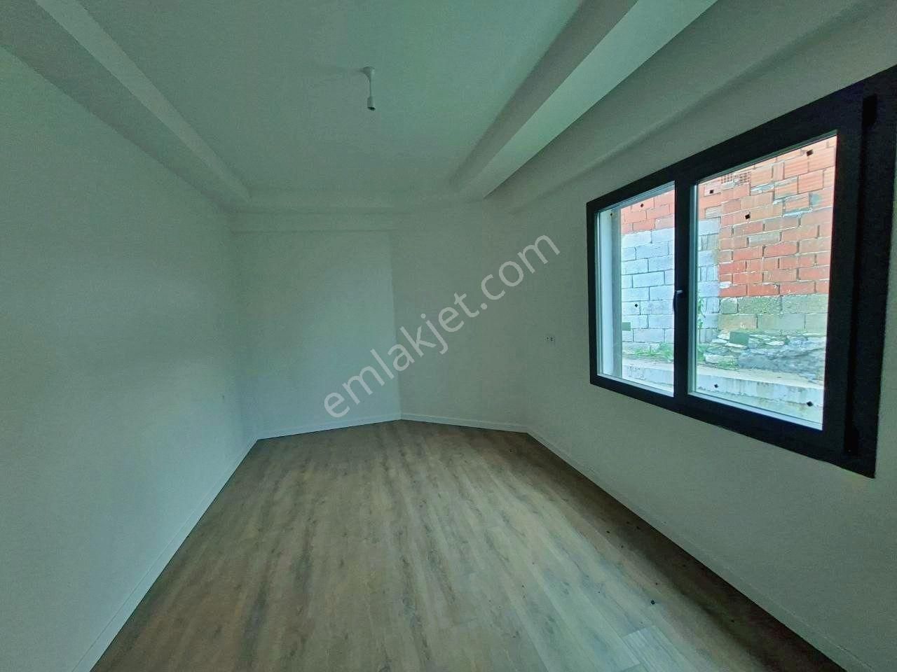 Uytundan Gürede Mustakil Bahçeli Otoparklı 2+1 Satılık Daire - Görsel 23